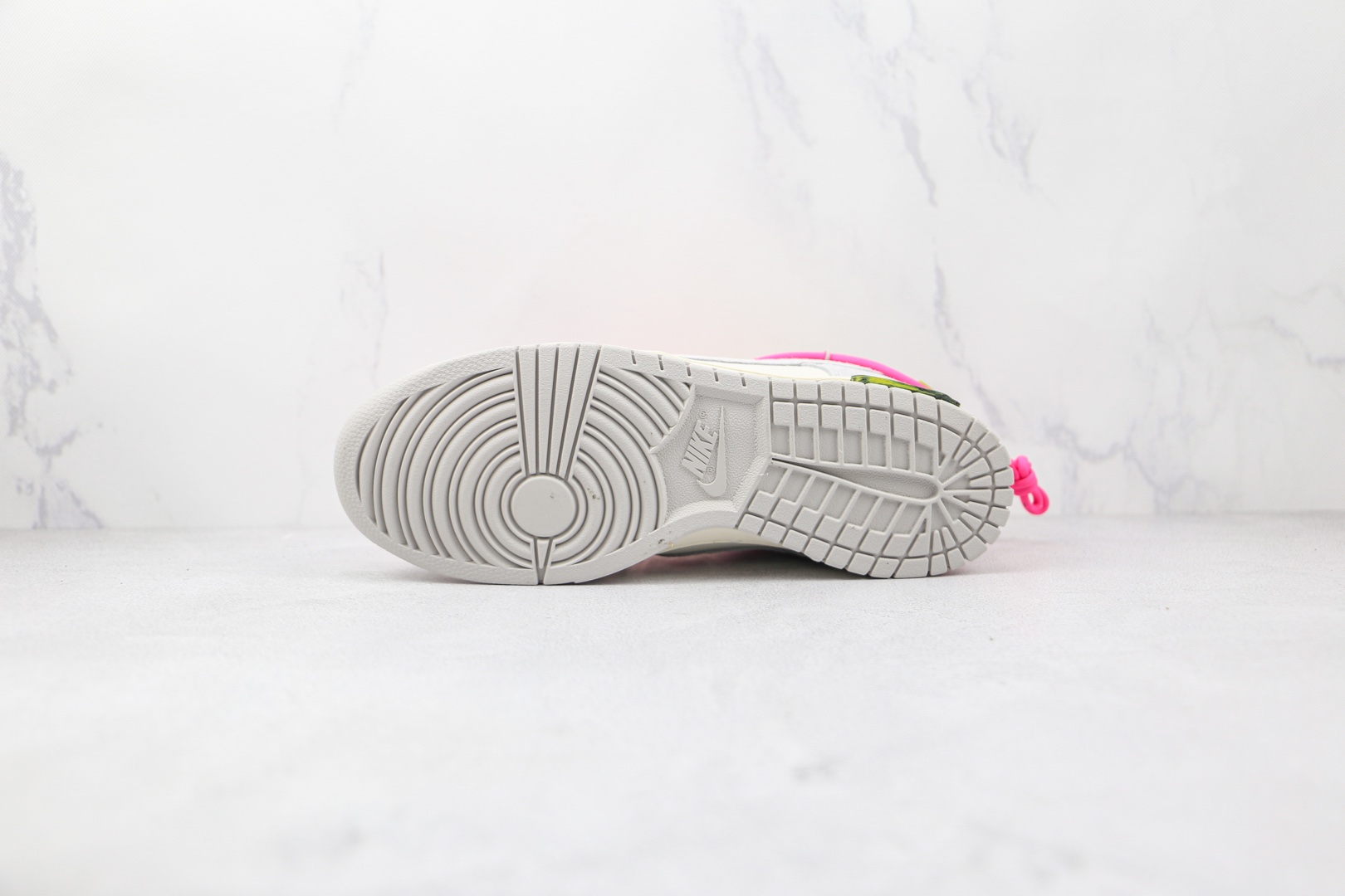 Off-White × Nike Dunk Low "Sail/Neutral Gray/Hyper Pink" (DJ0950-117)