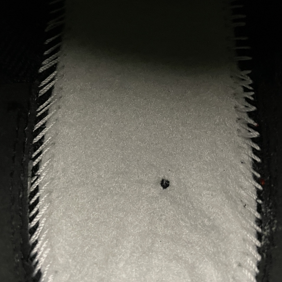 Nike Air Max Scorpion "Black and University Red"（DJ4701-004）