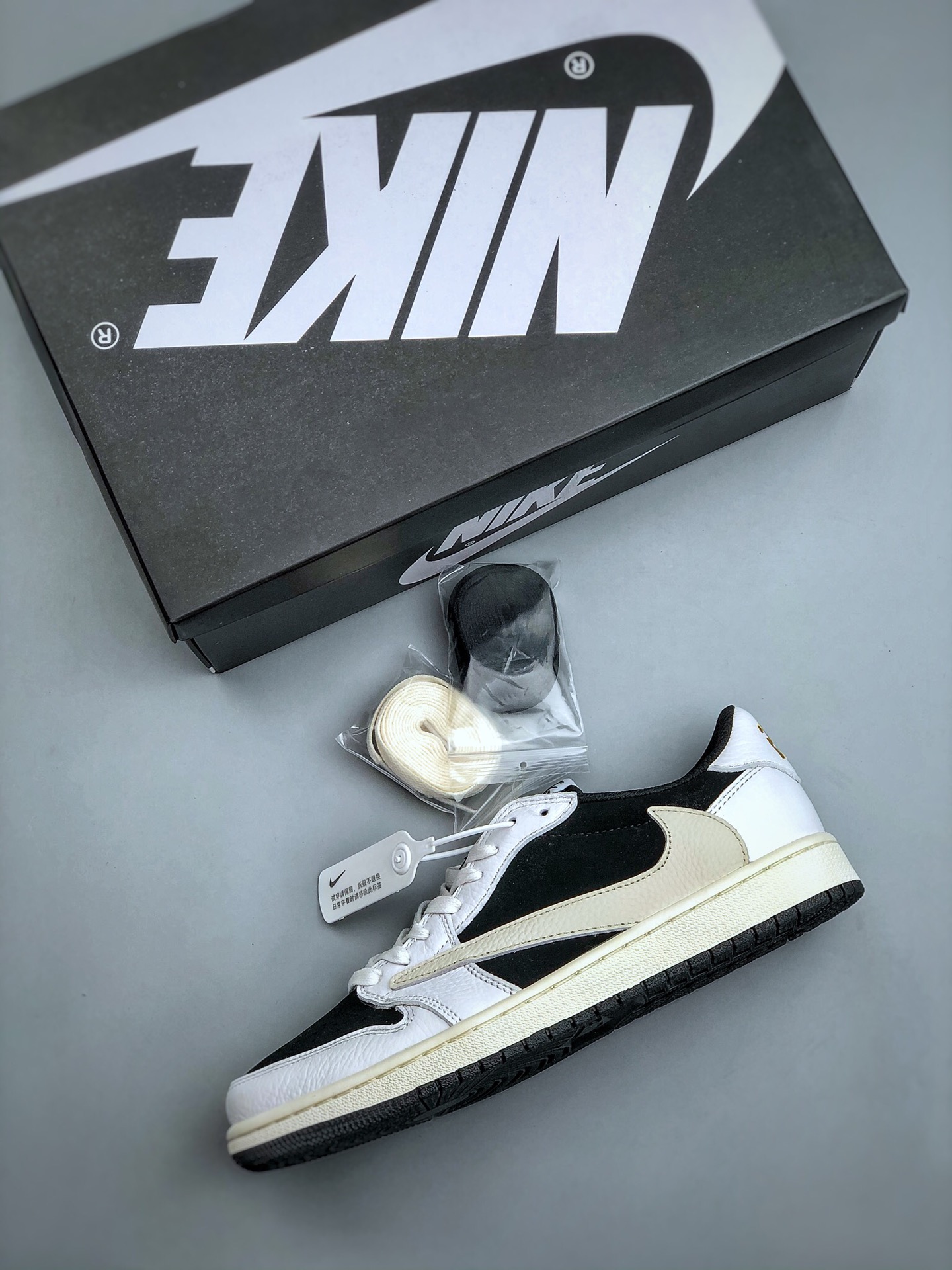 Travis Scott x Air Jordan 1 Low OG AJ1（DM7866-180）