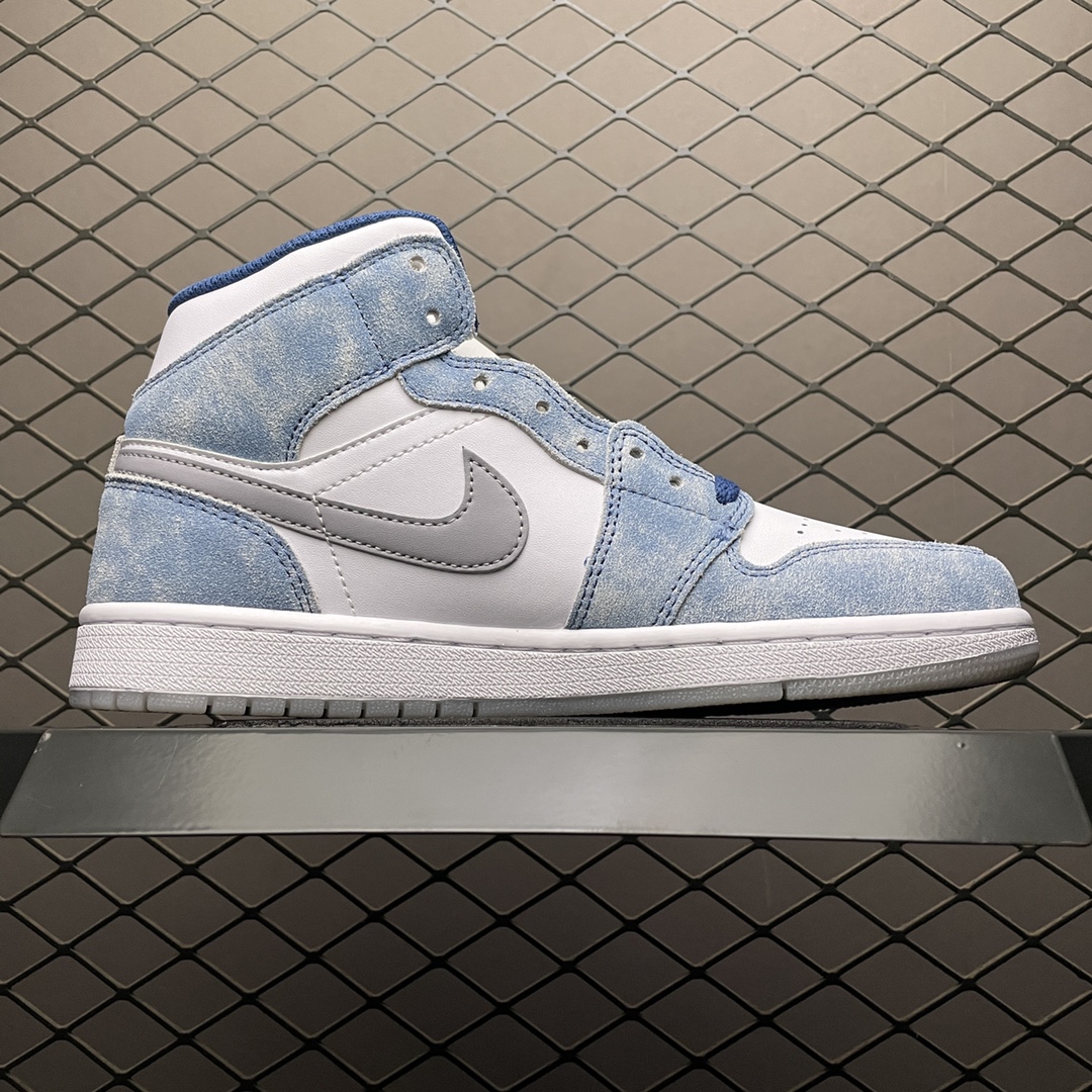 Nike Air Jordan 1 Mid SE "White/Hyper Royal/Red" (DN3706-401)