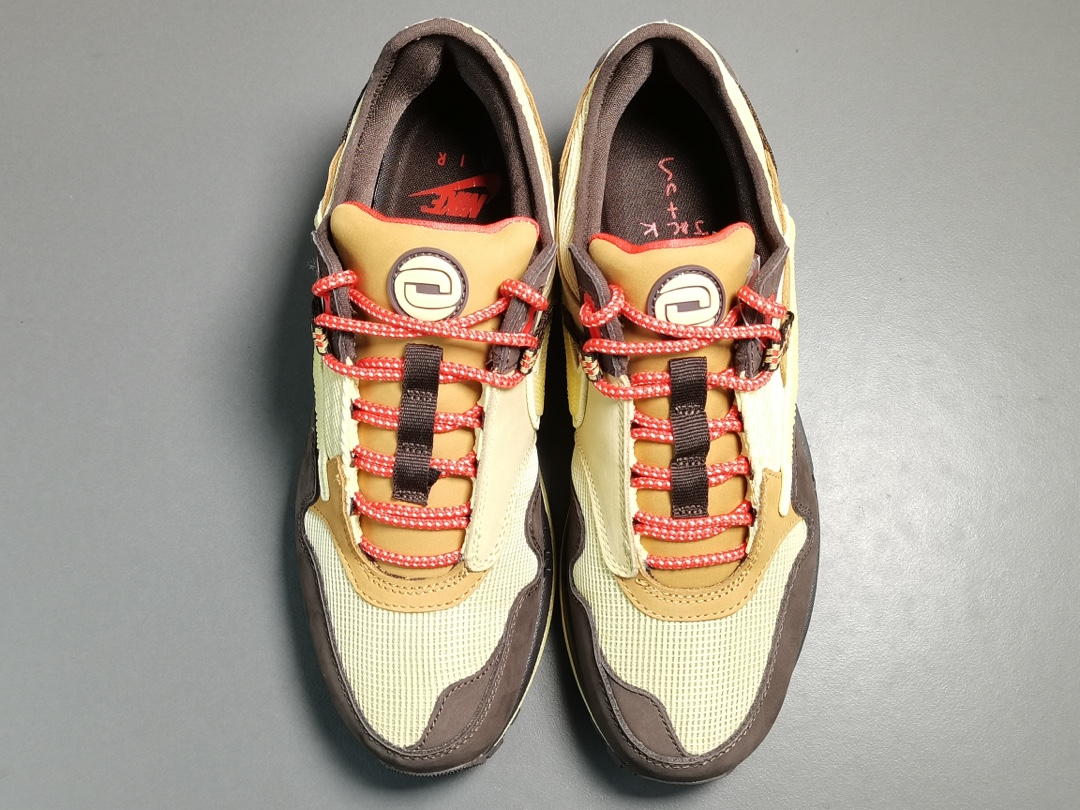 Travis Scott × Nike Air Max 1 "CACT.US Brown"（DO9392-200）