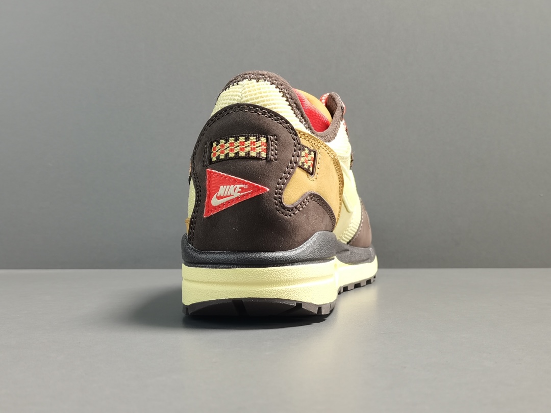 Travis Scott × Nike Air Max 1 "CACT.US Brown"（DO9392-200）