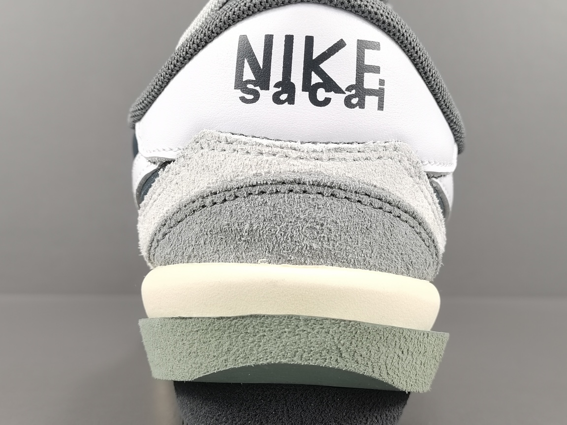 sacai × Nike Zoom Cortez "Iron Grey" (DQ0581-001)