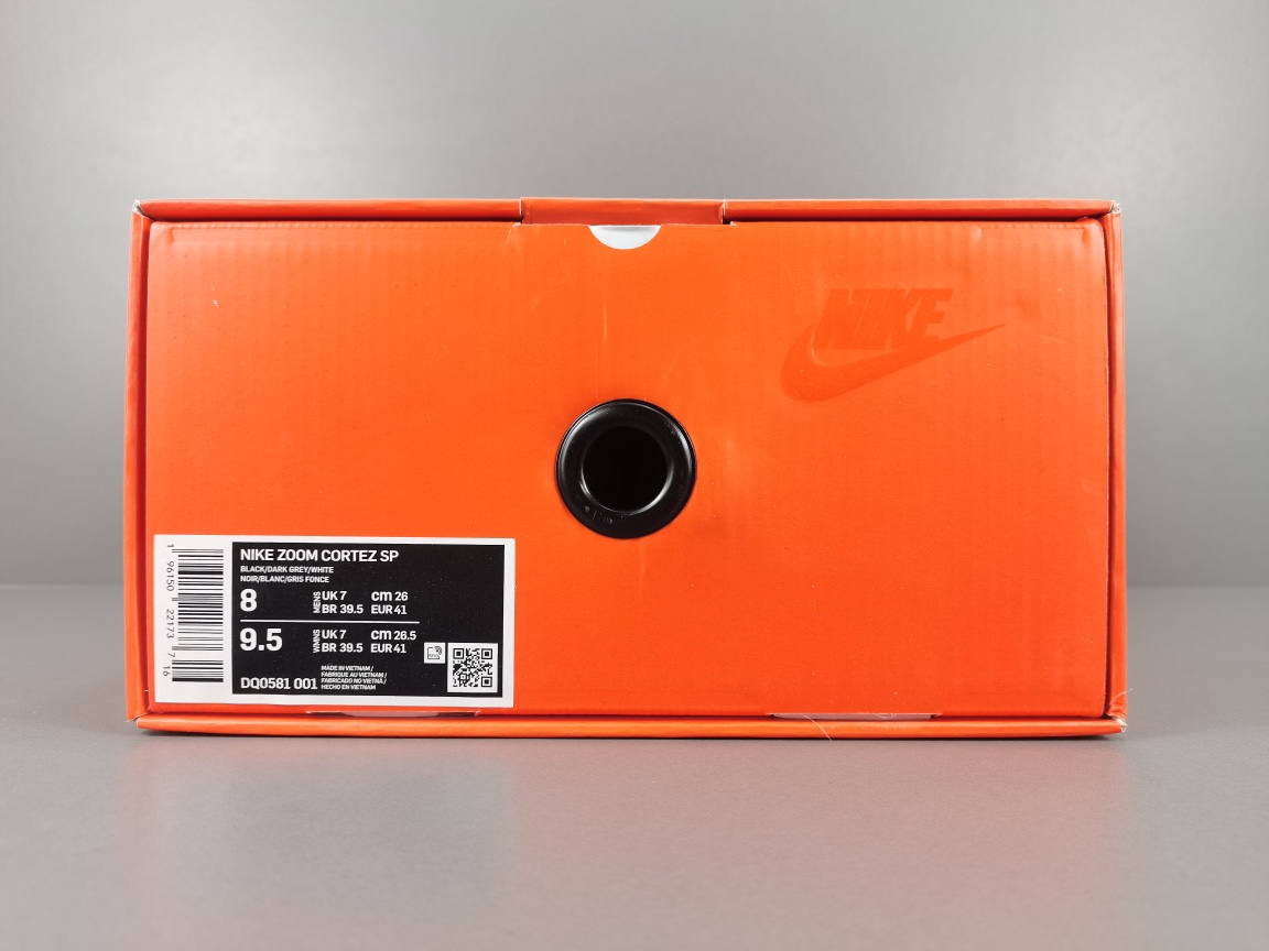 sacai × Nike Zoom Cortez "Iron Grey" (DQ0581-001)