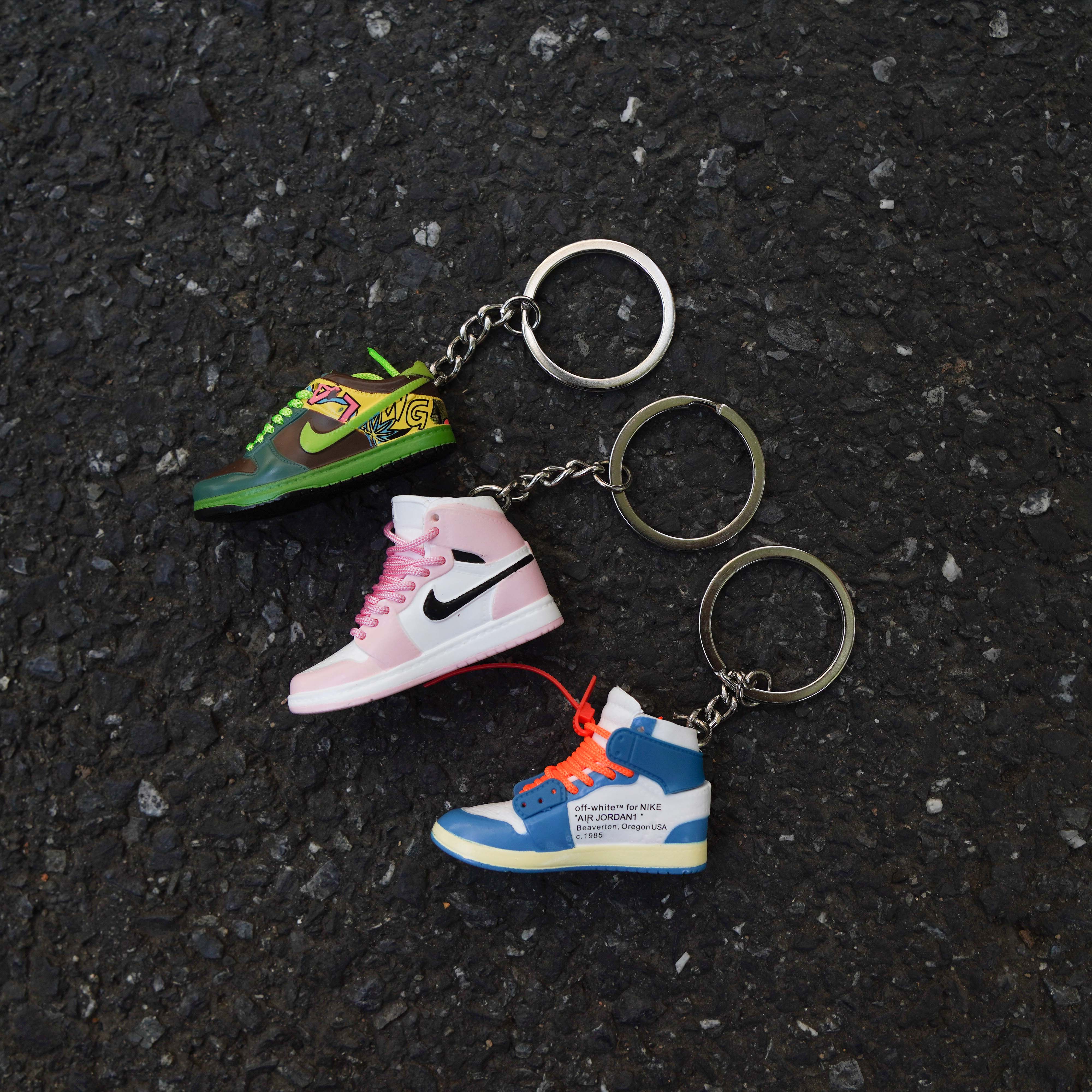 jojokicks-AJキーホルダー（ランダムに贈る、指定不可）10個から販売