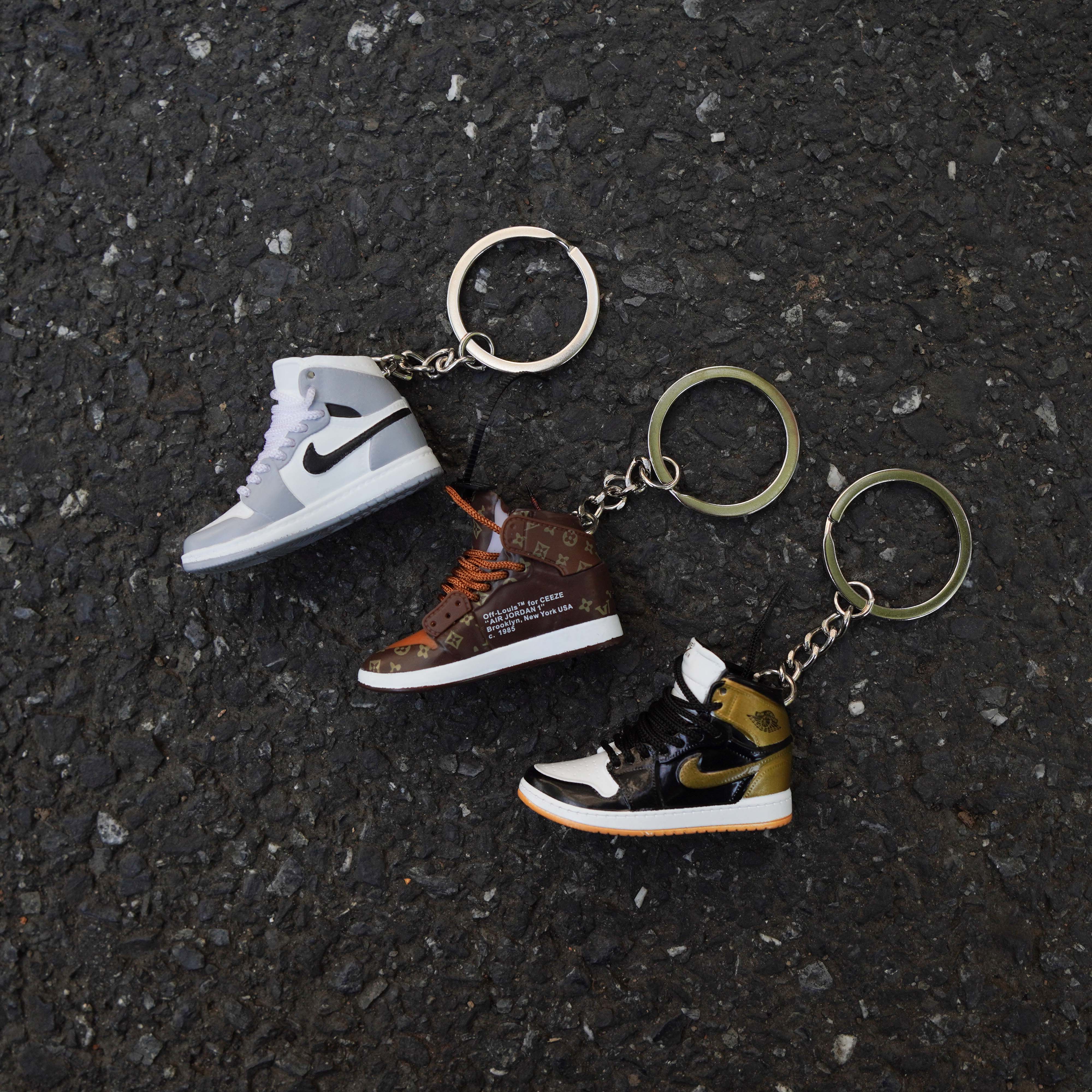 jojokicks-AJキーホルダー（ランダムに贈る、指定不可）10個から販売