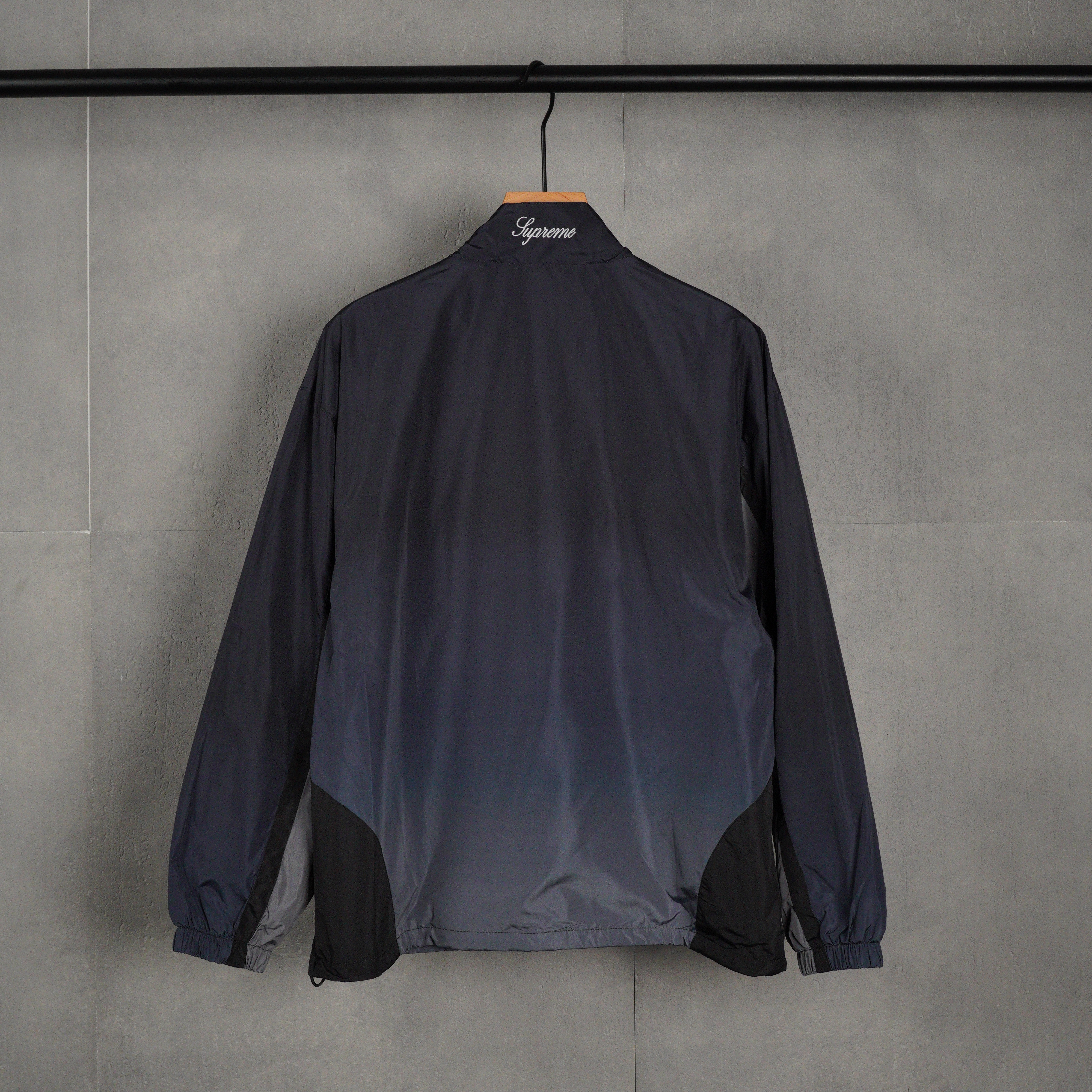 Supreme x Umbro Gradient Track Jacket "Black"（SUP-FW25-026）