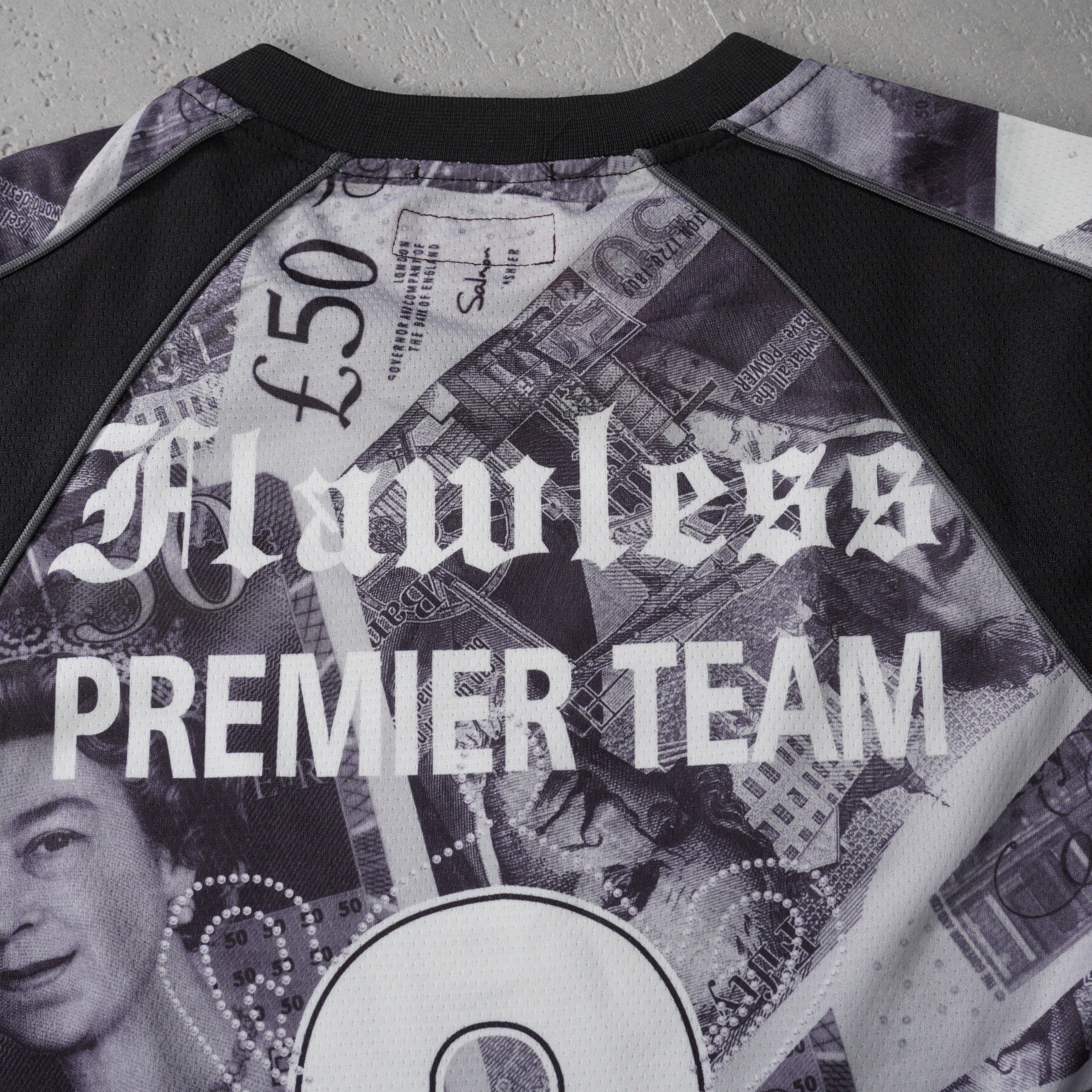 Supreme Pounds Soccer Jersey "Black"（SUP-FW25-033）
