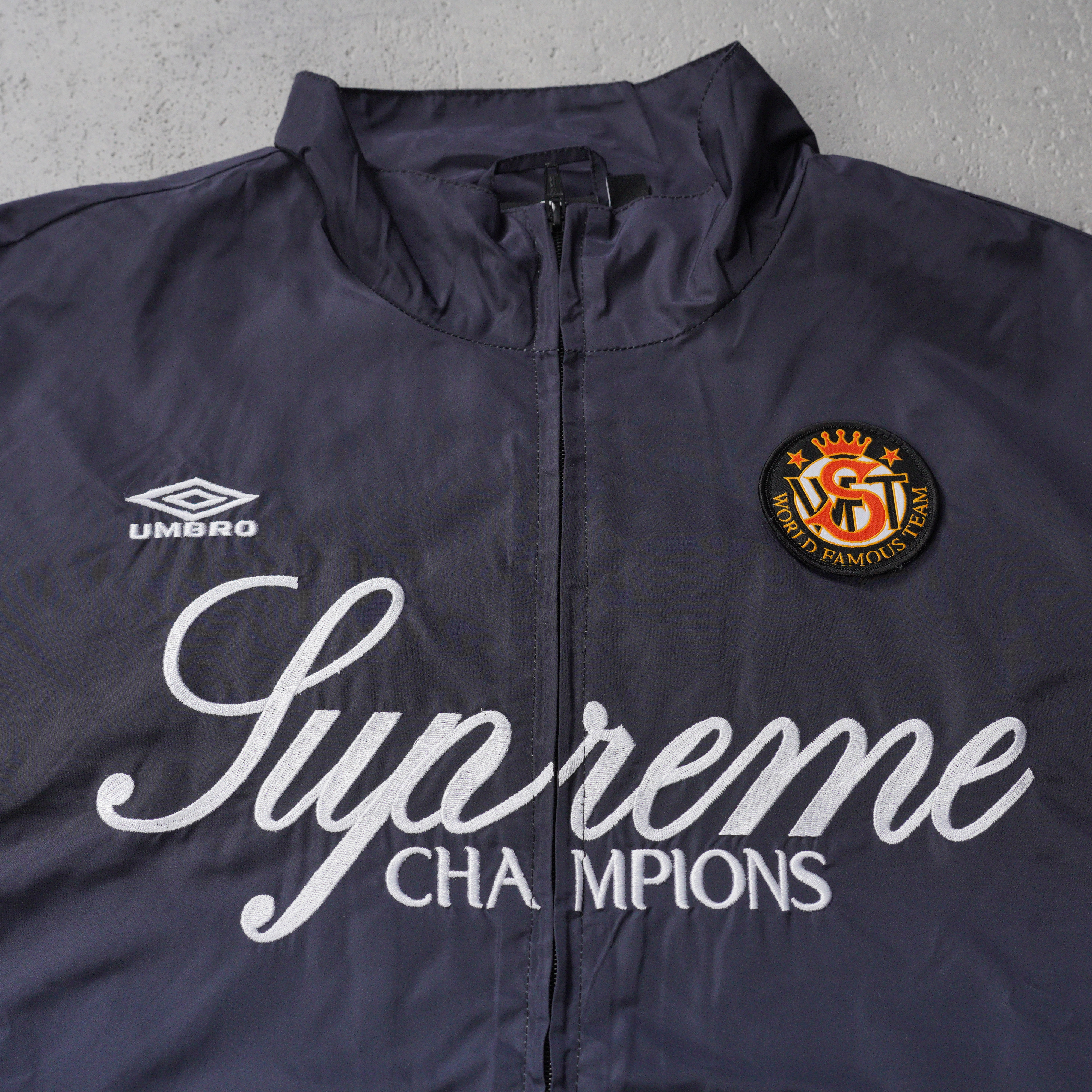 Supreme x Umbro Gradient Track Jacket "Black"（SUP-FW25-026）