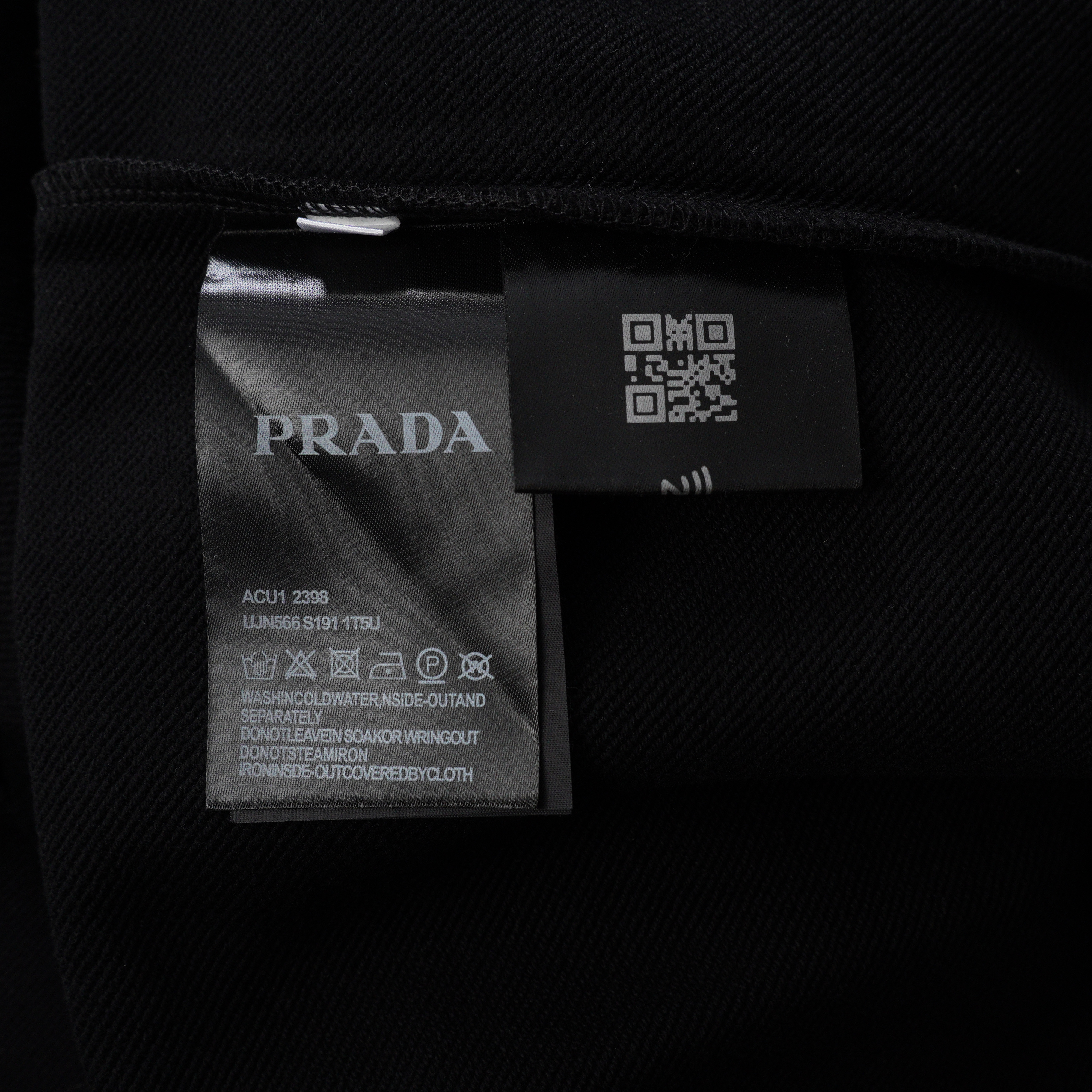 PRADA Monogram Sweatshirt with Triangle Logo (UJL67B-147M-F0002-S-OOO）
