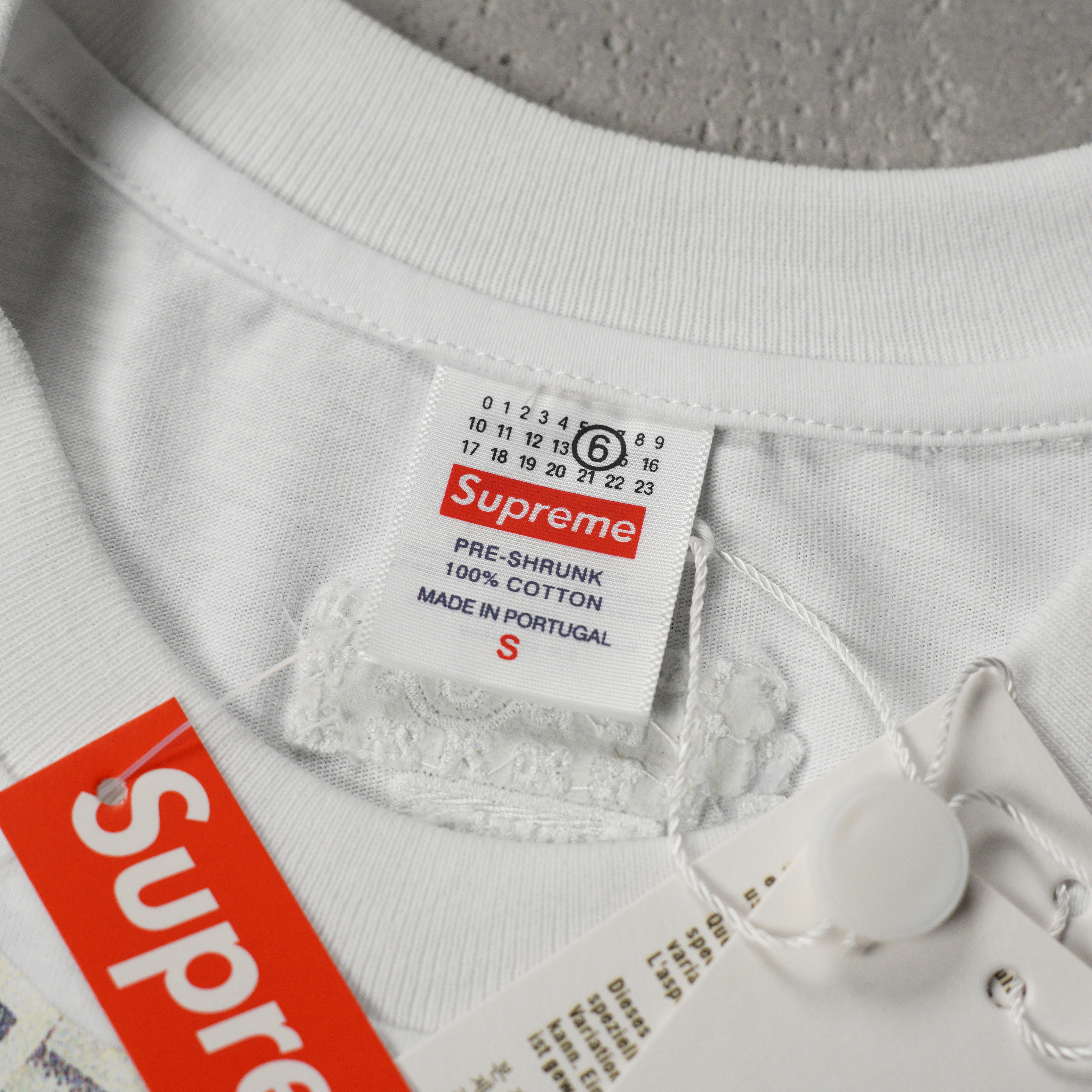 Supreme x MM6 Maison Margiela Money S/S Top "White"（SUP-SS26-013）