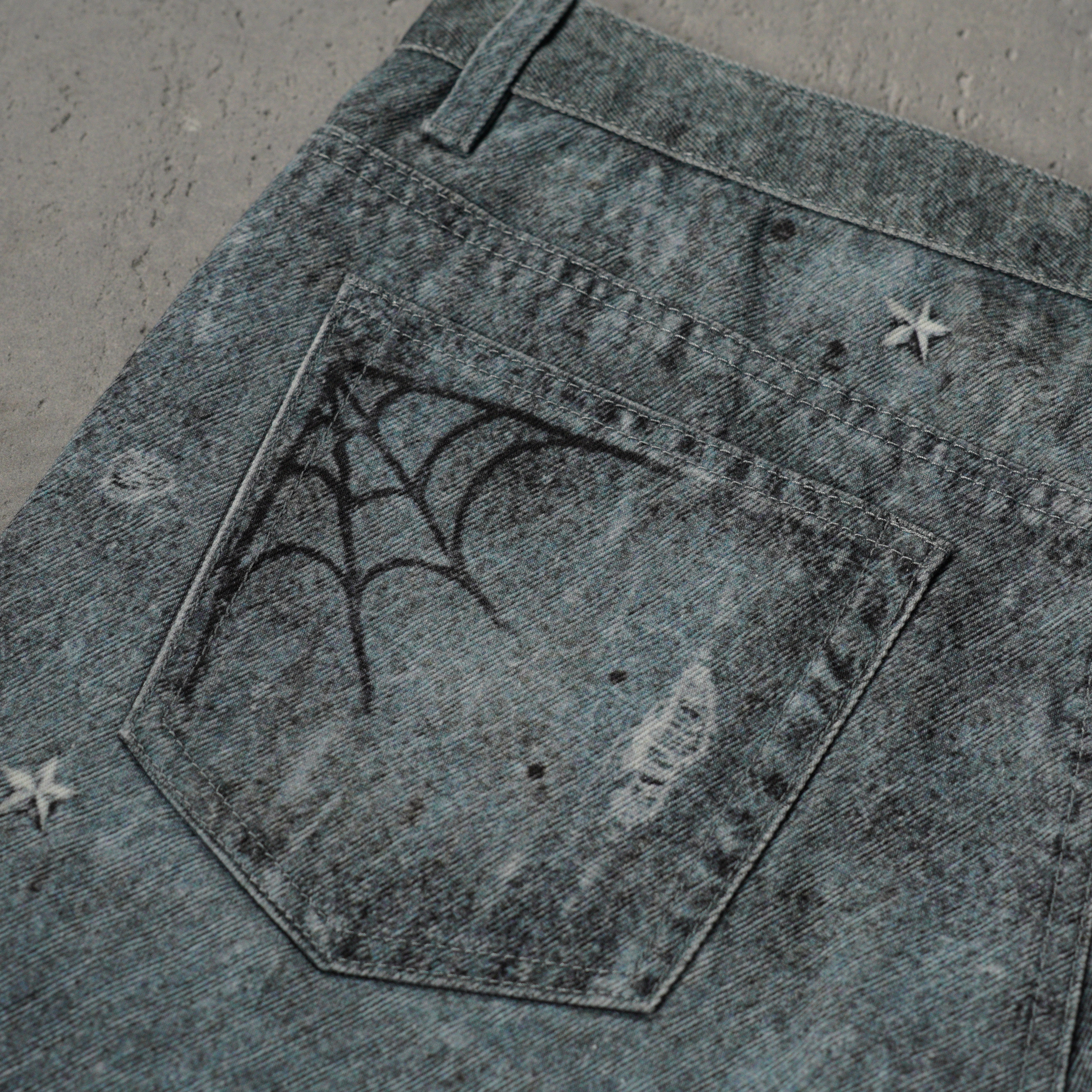 Supreme HJR Trompe L'oel Loose Fit Jean（SUP-FW24-185）