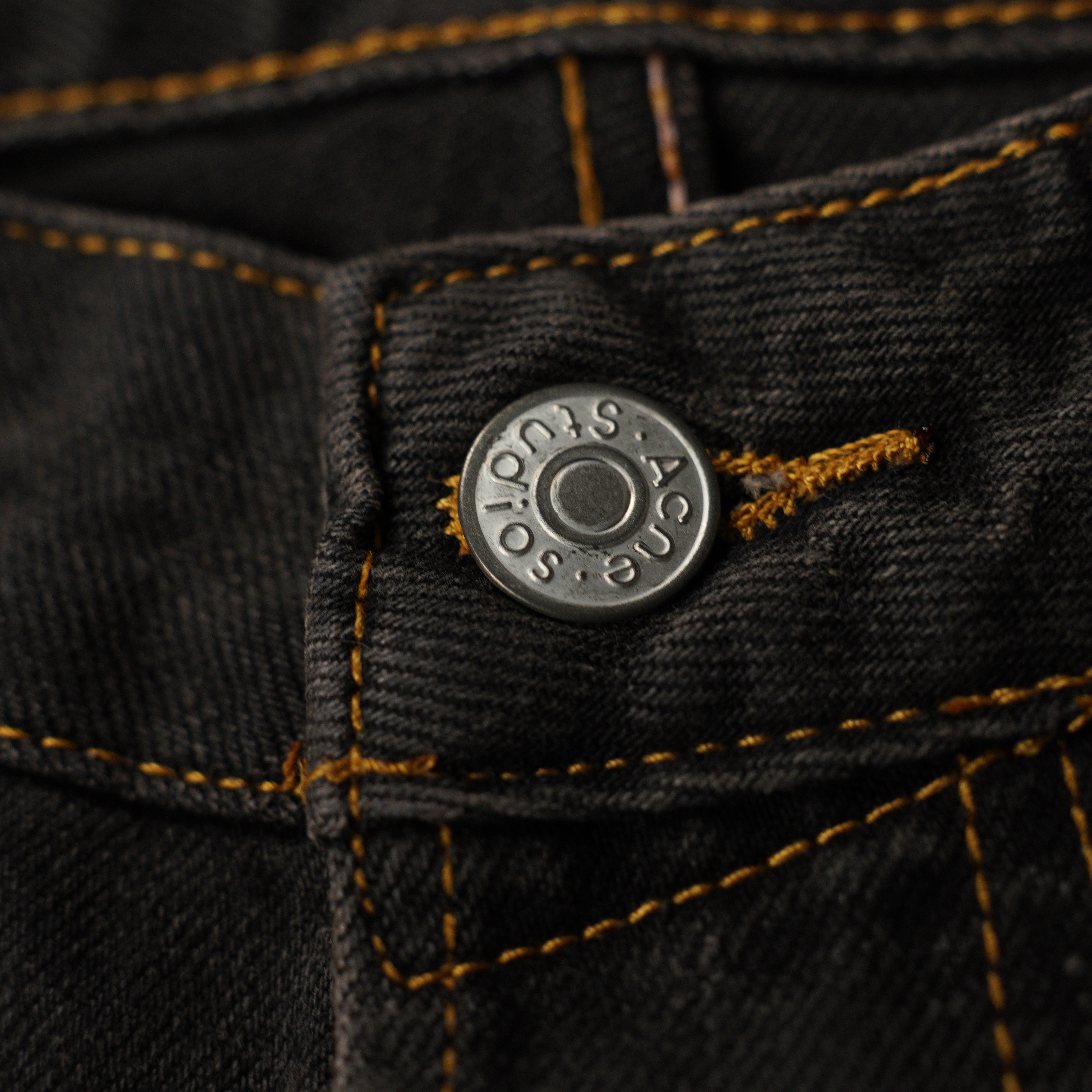Acne Studios Relaxed Fit Jeans - 2023 - Black (C00103-900）