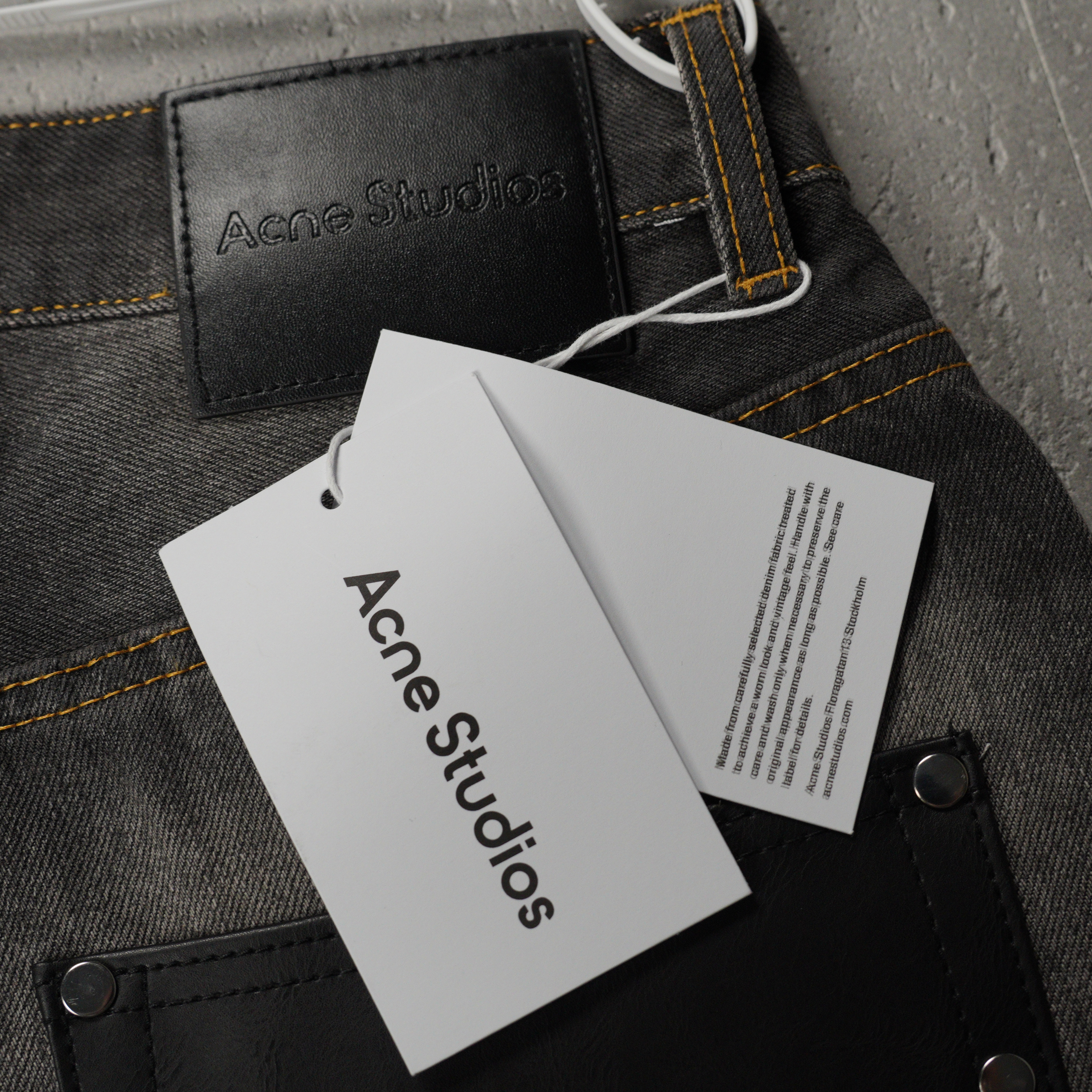 Acne Studios Relaxed Fit Jeans - 2023 - Black (C00103-900）