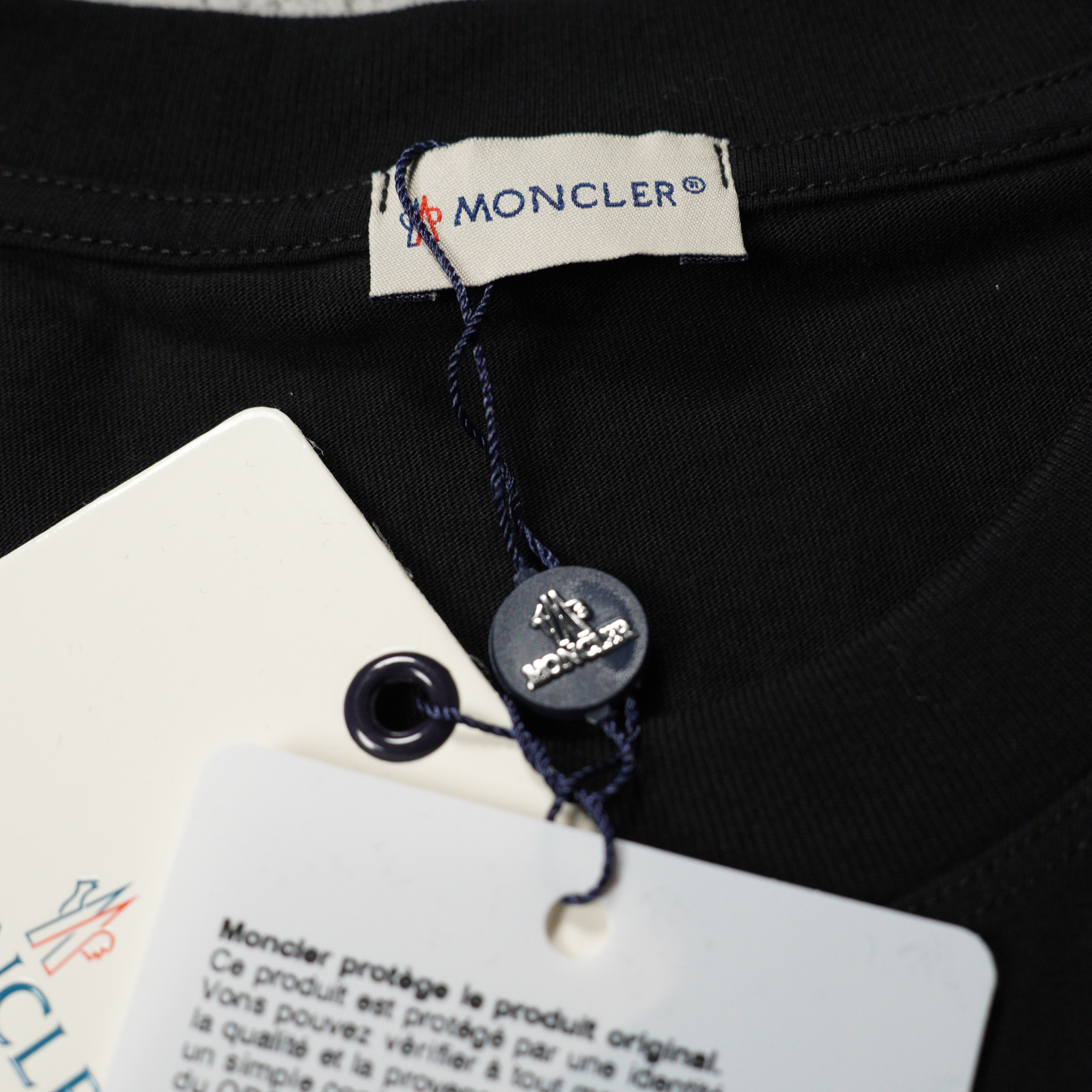 Moncler Logo Patch Pack  T-Shirt（J10918C00025829H83P3）
