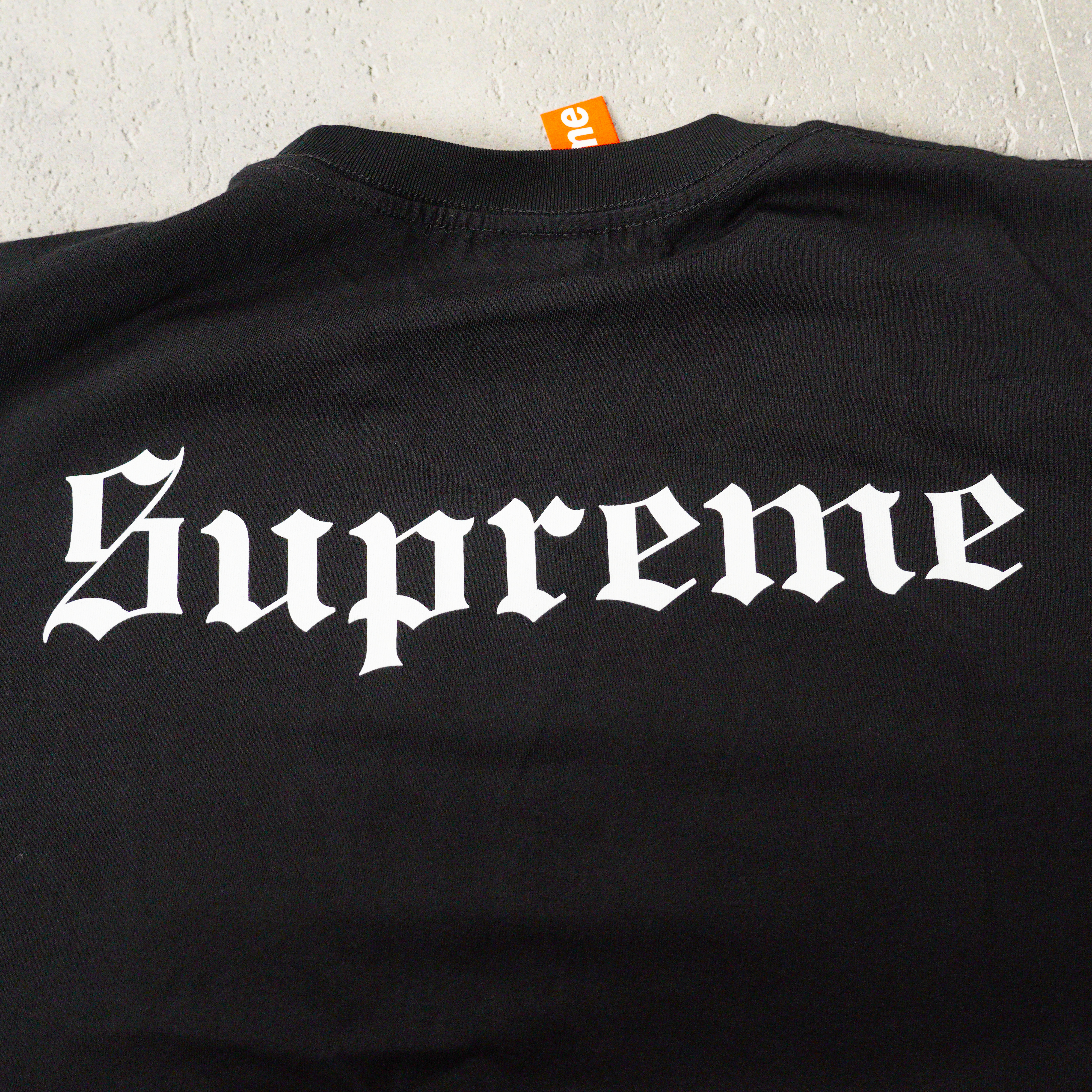 Supreme Snow White Tee (SUP-FW24-144）