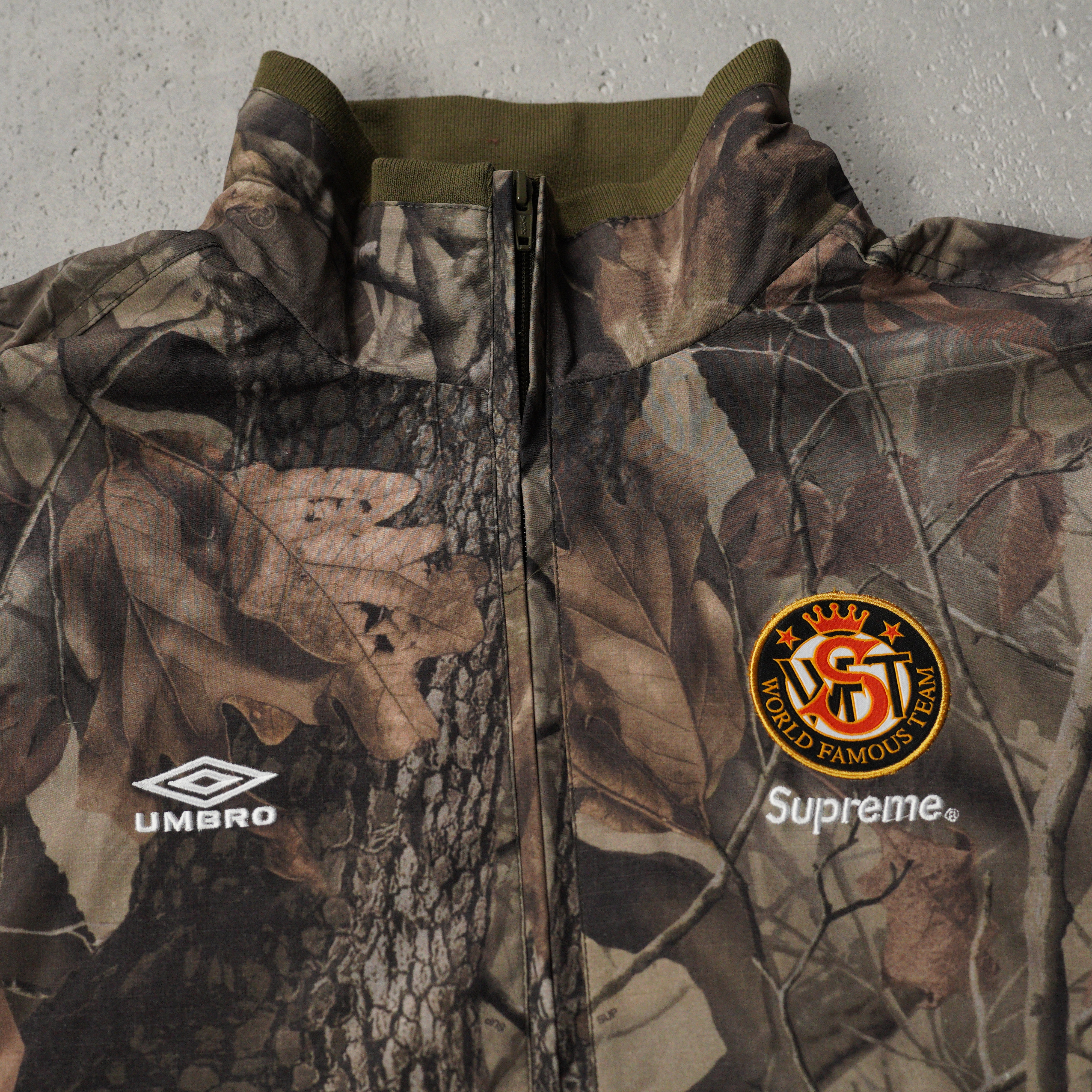 Supreme x Umbro Cotton Ripstop Track Jacket (26SS) "Realtree Hardwoods Camo"（SUP-SS26-009）