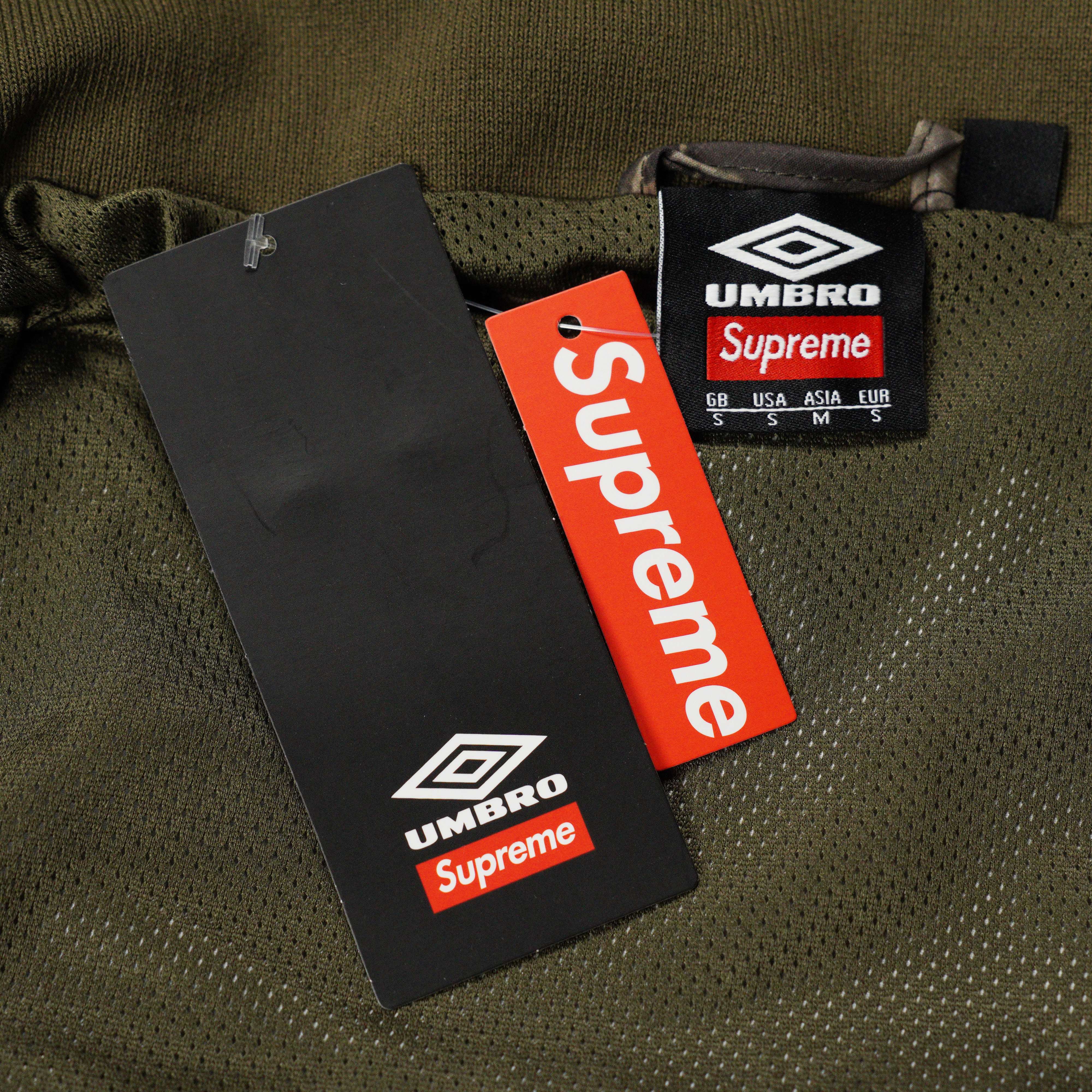 Supreme x Umbro Cotton Ripstop Track Jacket (26SS) "Realtree Hardwoods Camo"（SUP-SS26-009）