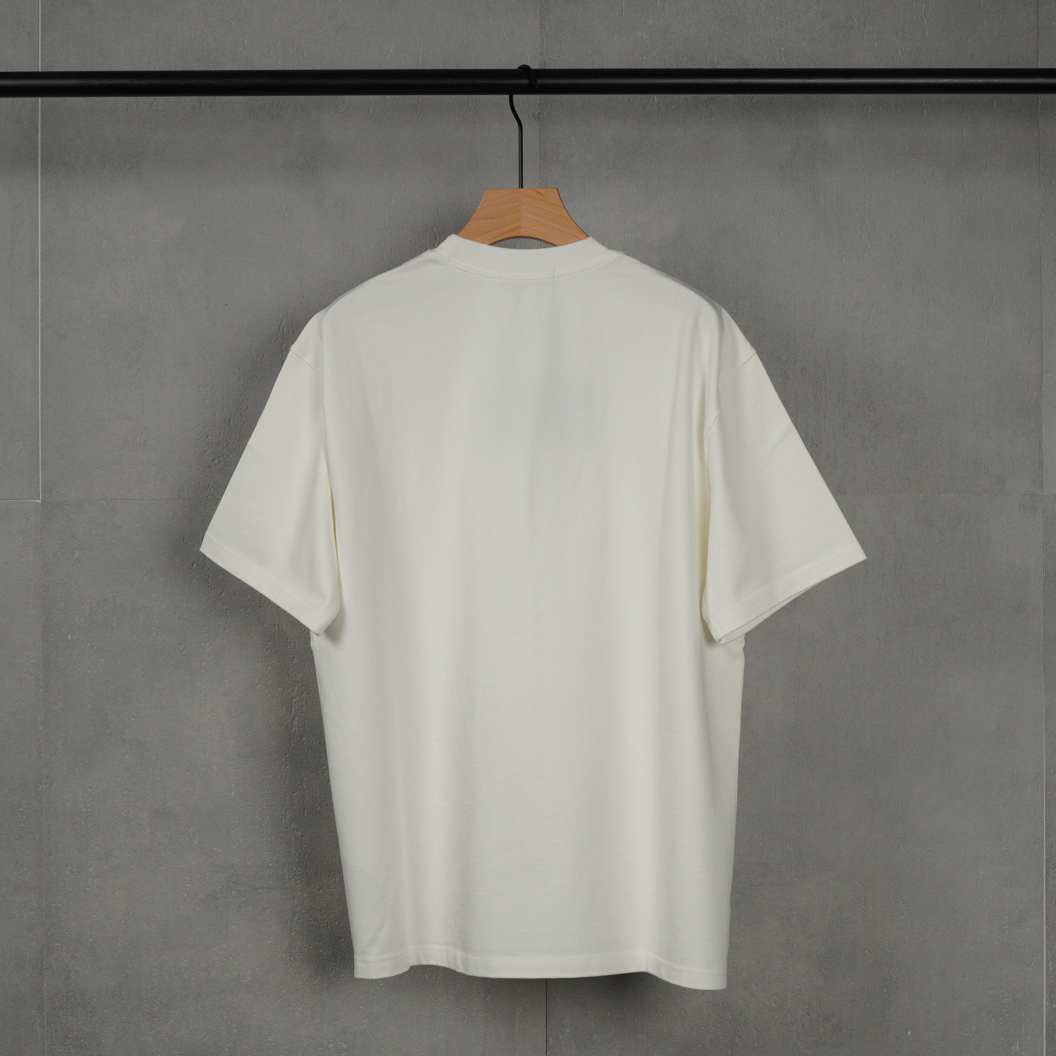 PRADA White Terry T-shirt（UJN885-122E-F0009-S-232）