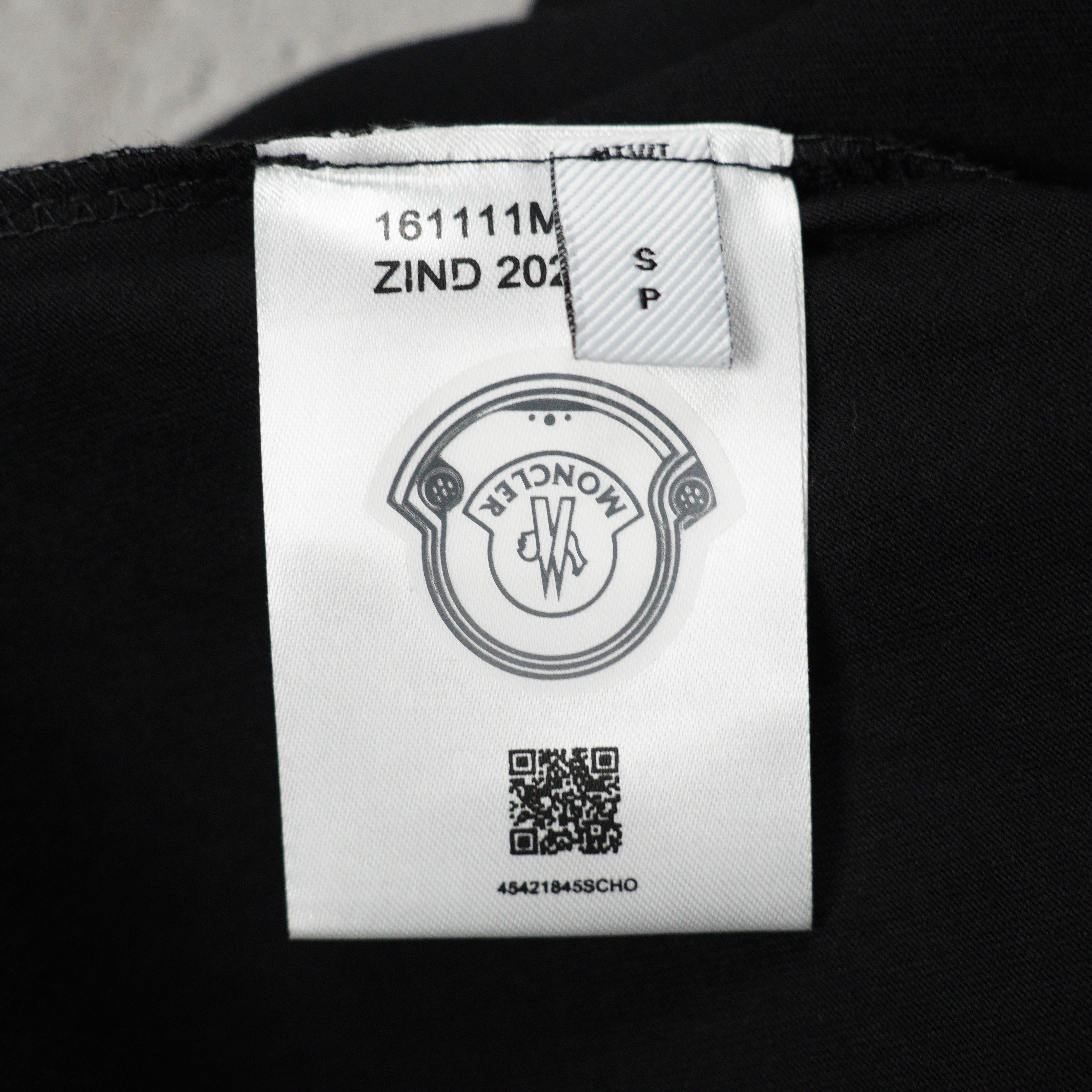 Moncler Logo Patch Pack  T-Shirt（J10918C00025829H83P3）