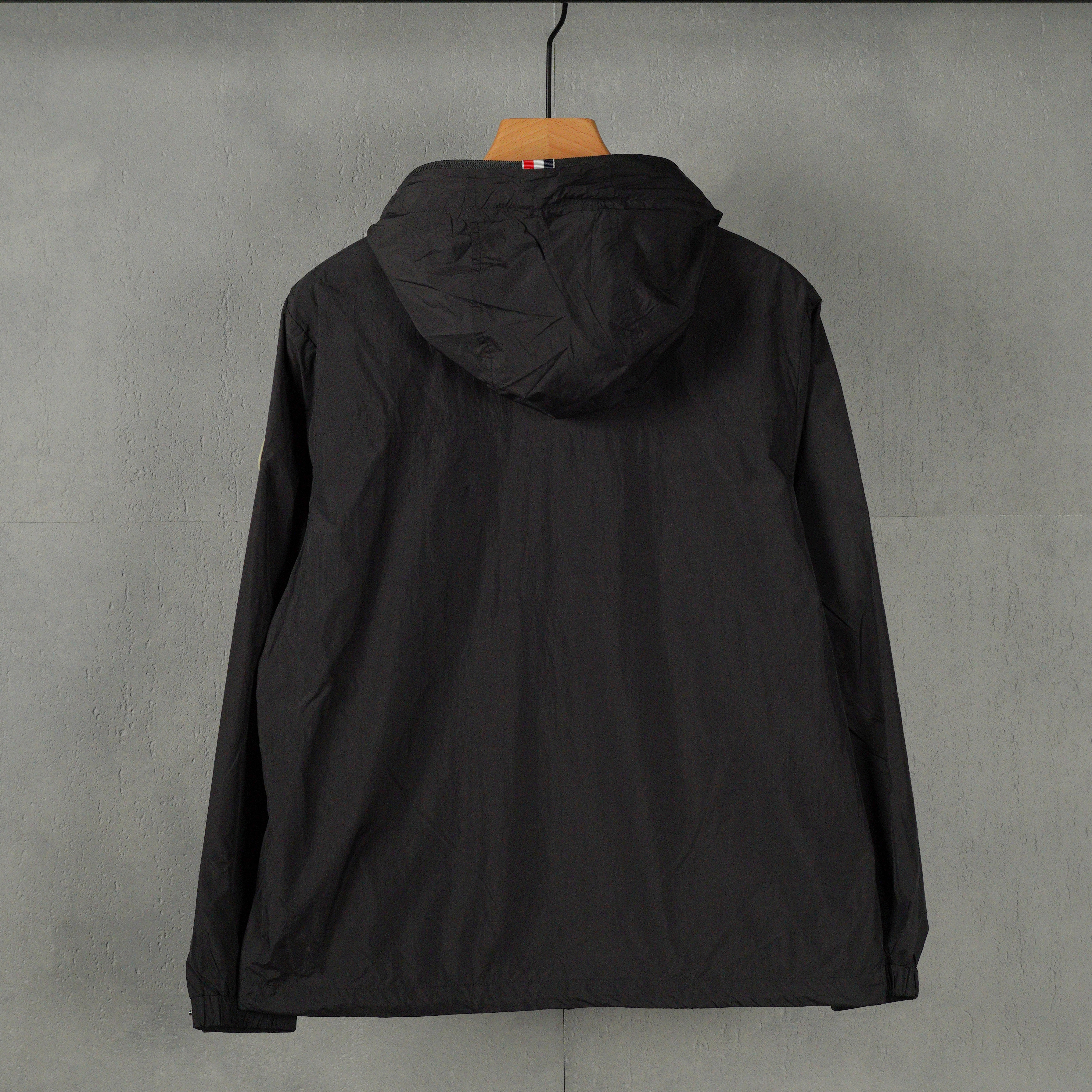 Moncler hooded zip-up jacket（MC2025004）