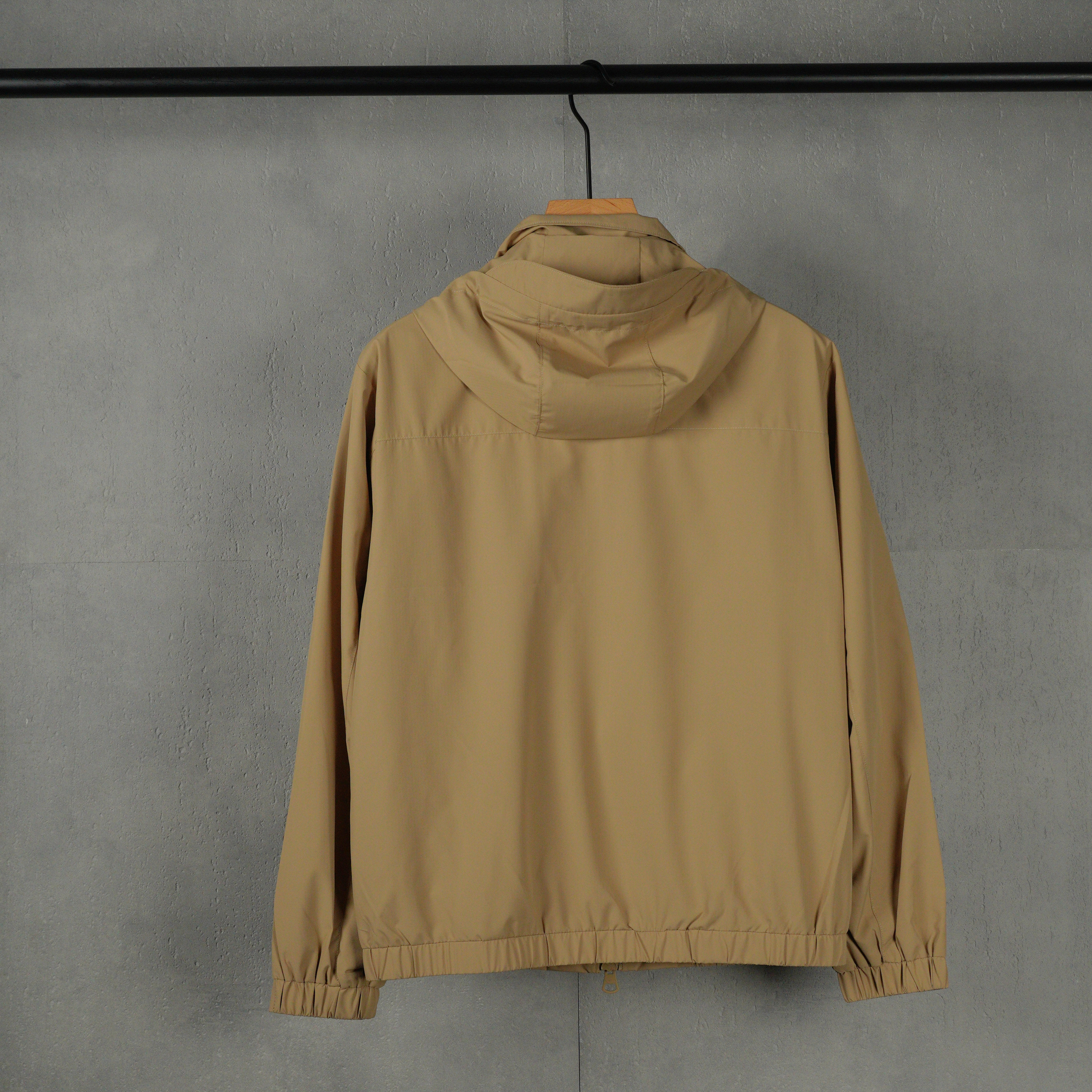 Burberry Hooded Stand Collar Zip-Up Jacket（BER2025001）
