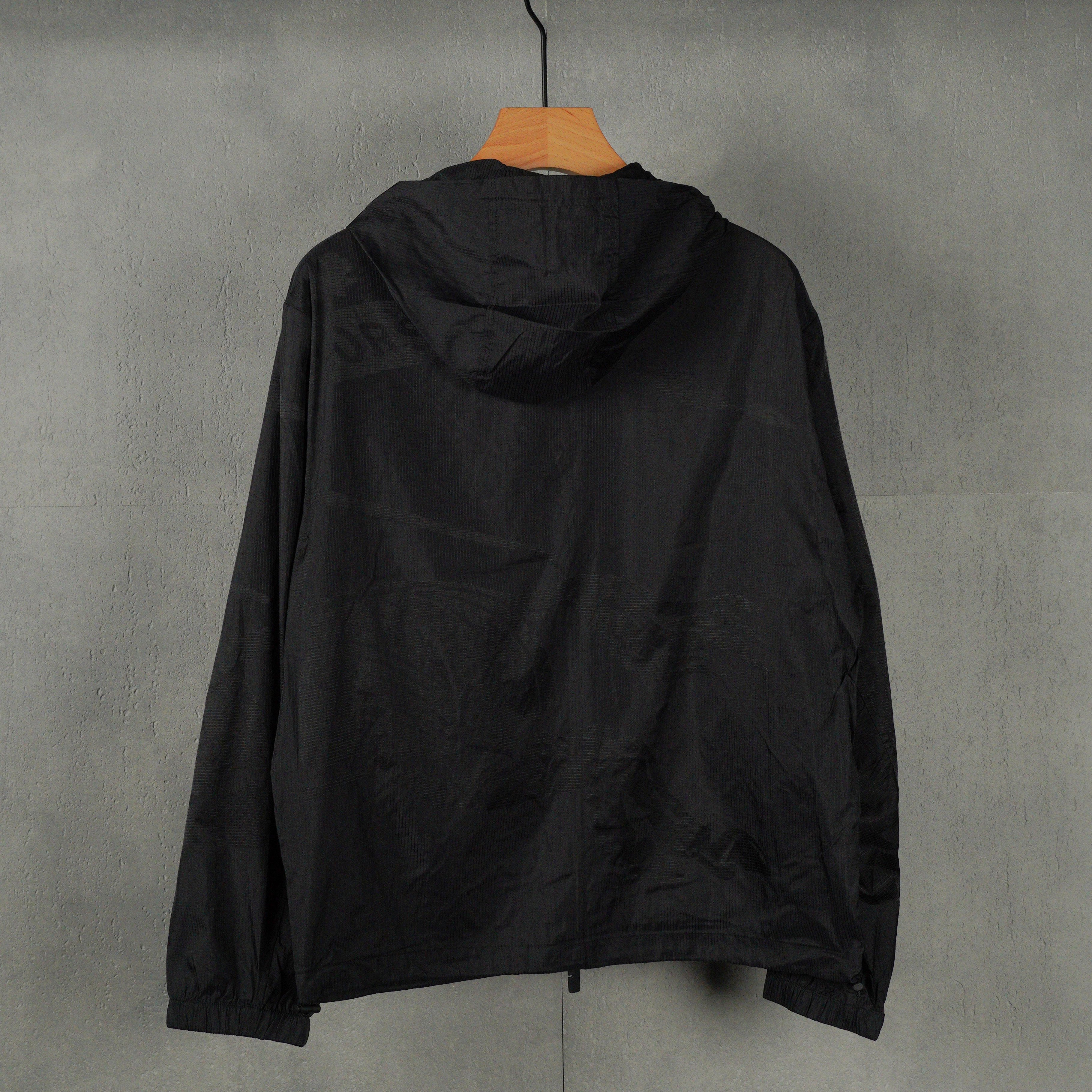 Burberry hooded printed zip-up jacket（BER2025002）