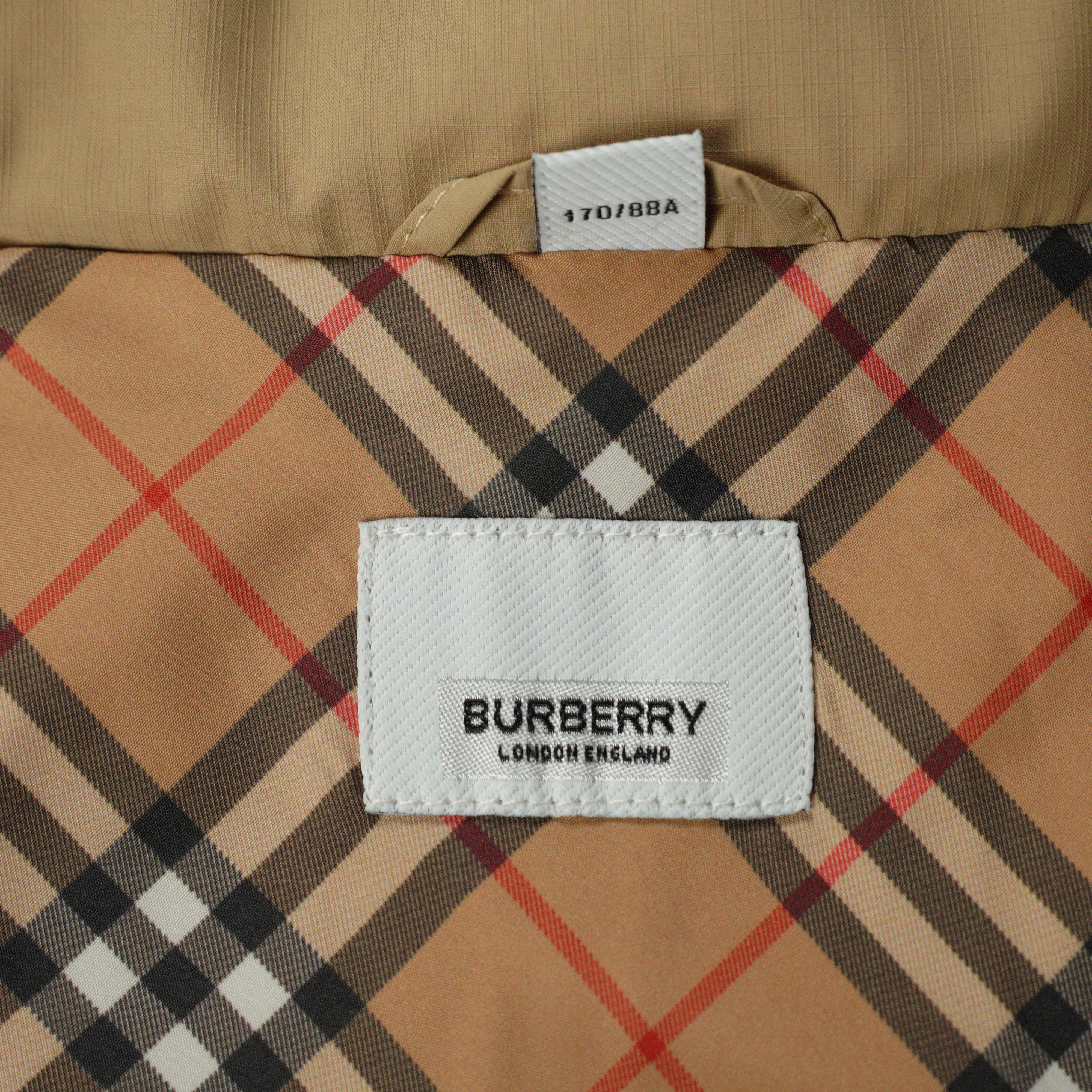 Burberry Hooded Stand Collar Zip-Up Jacket（BER2025001）