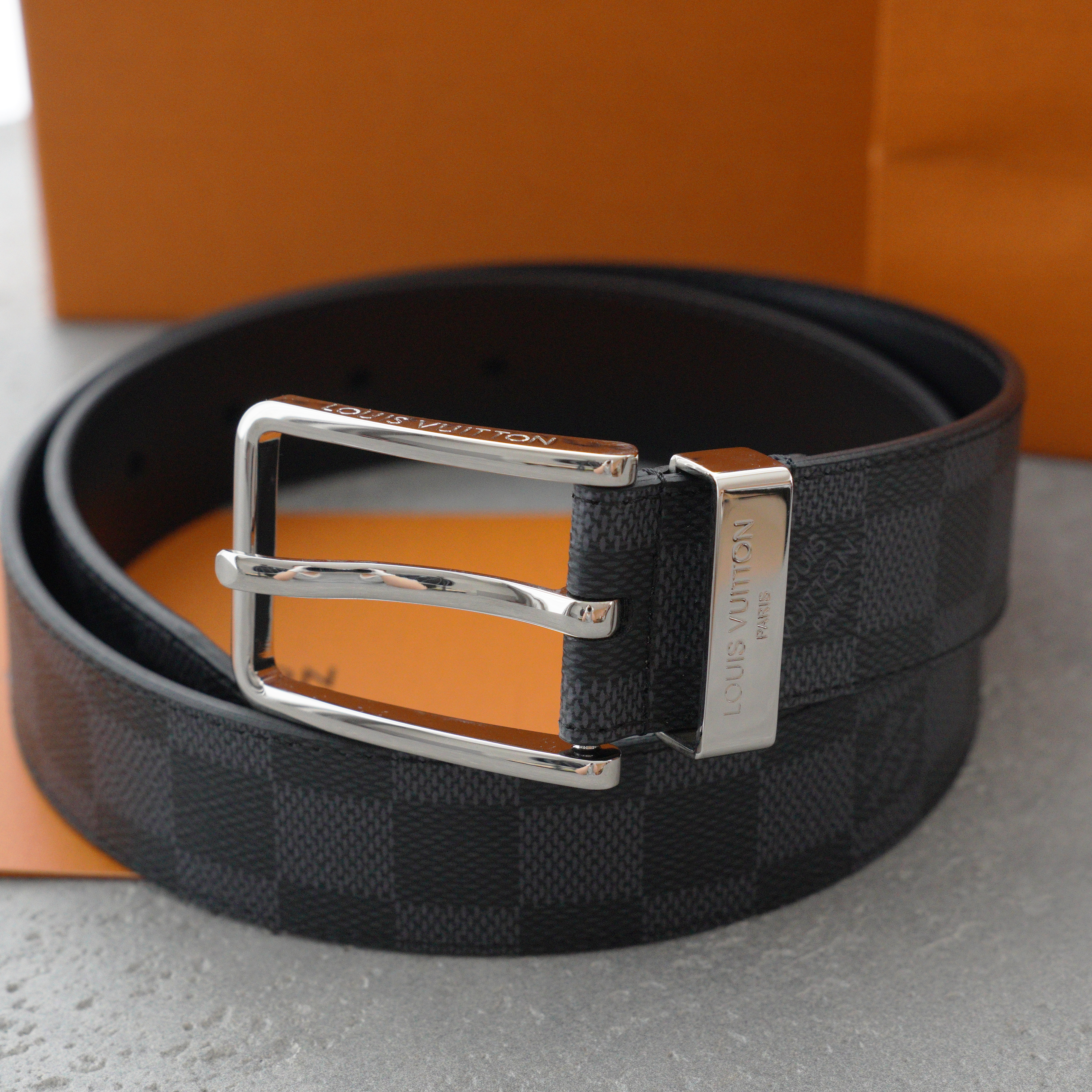 LOUIS VUITTON Louis Vuitton Ceinture Pont Neuf Belt（M9402）