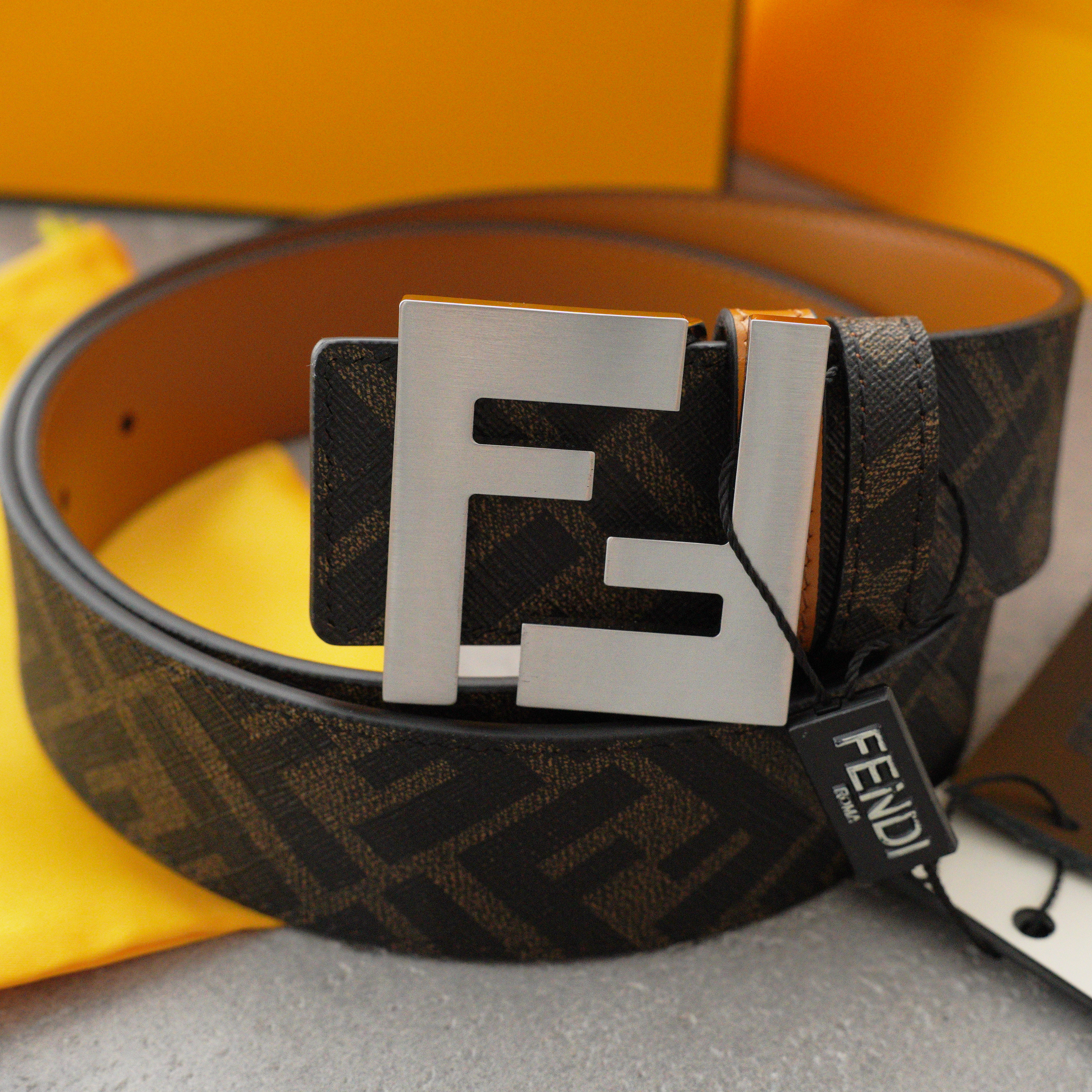 FENDI Reversible Brown Leather FF Buckle Belt（7C0511AFF2F0NMU）