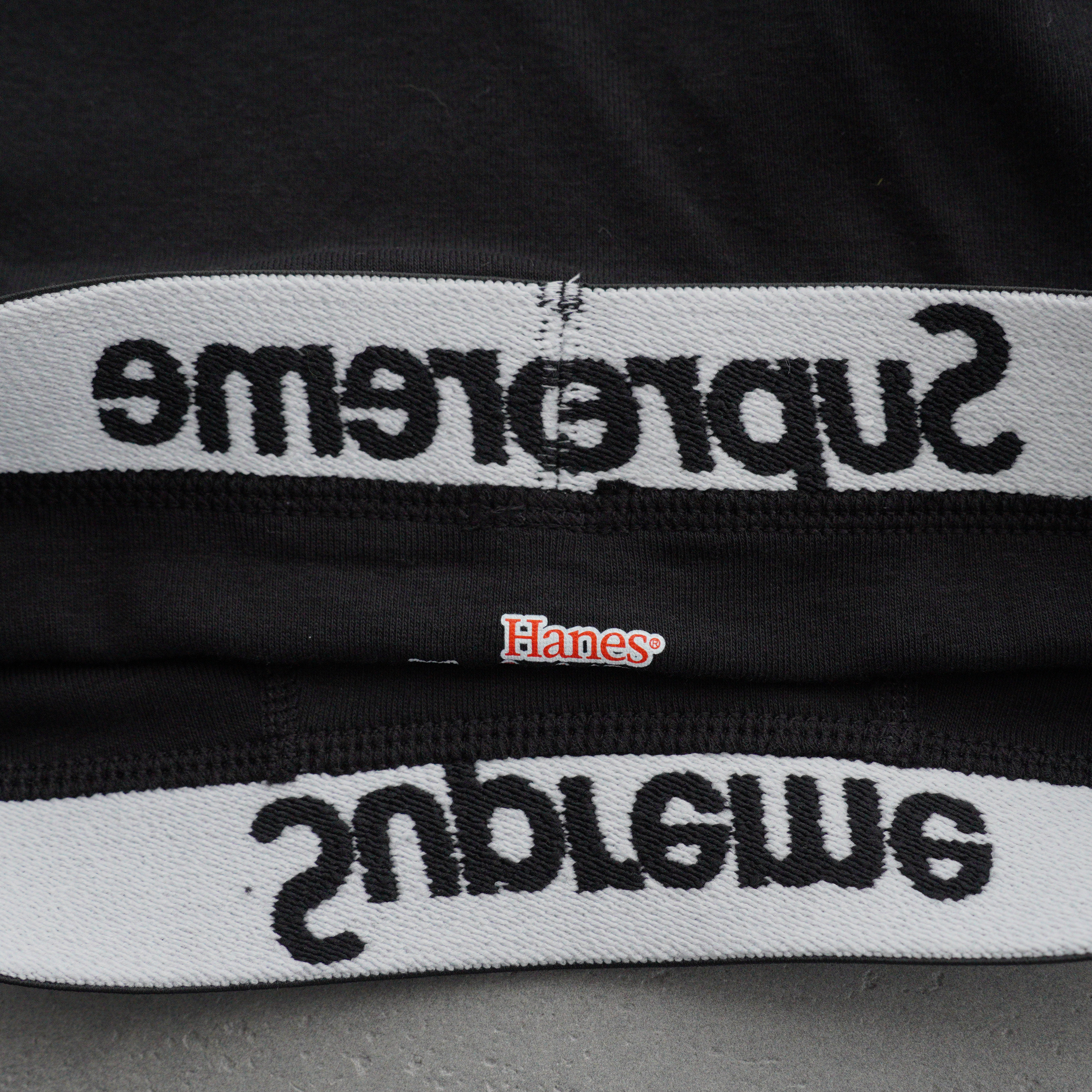 Supreme x Hanes Boxer Briefs (2 Pack)（SUP-FW24-023）