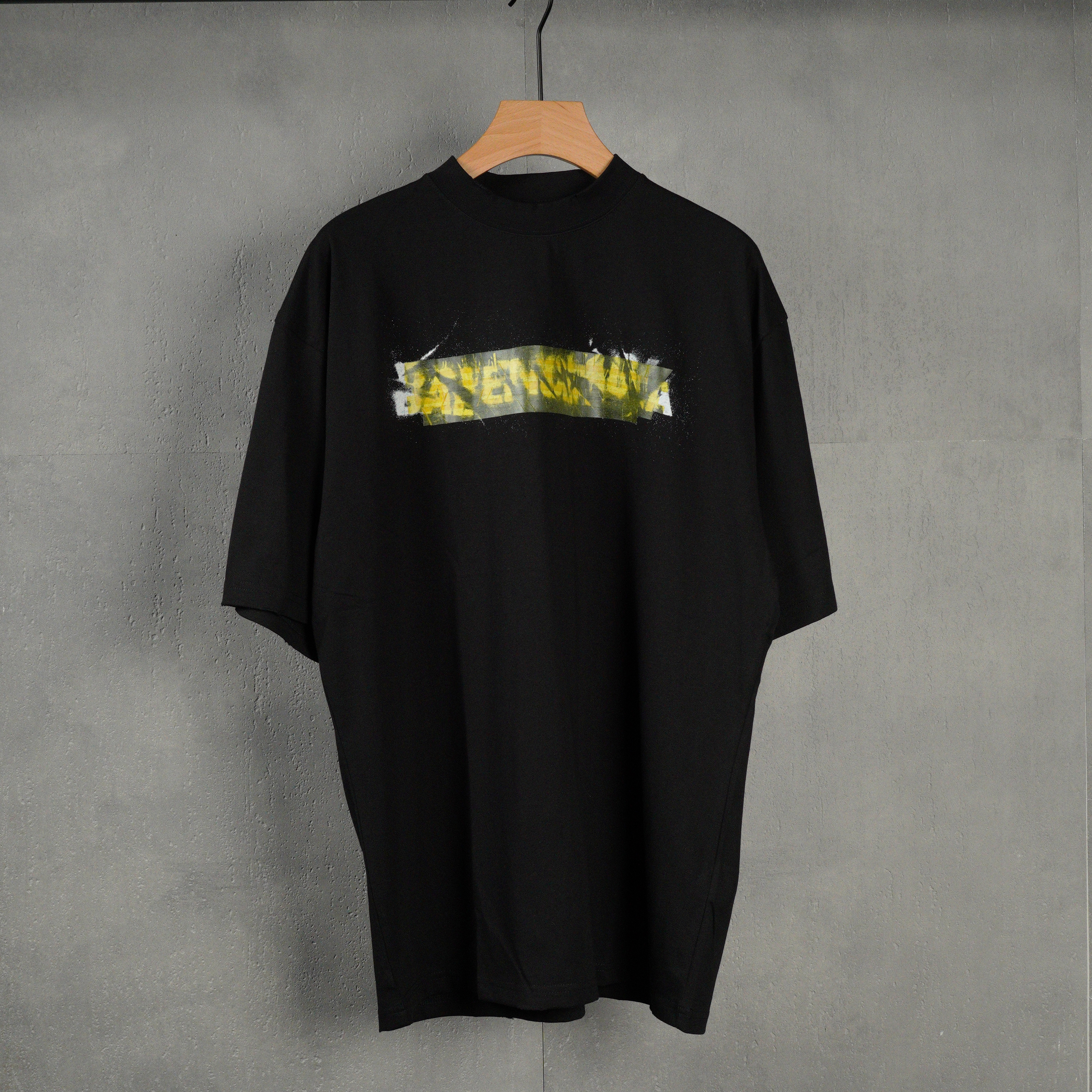 BALENCIAGA Messy Spray T-Shirt Medium Fit "Black" (764235TUVI61000）
