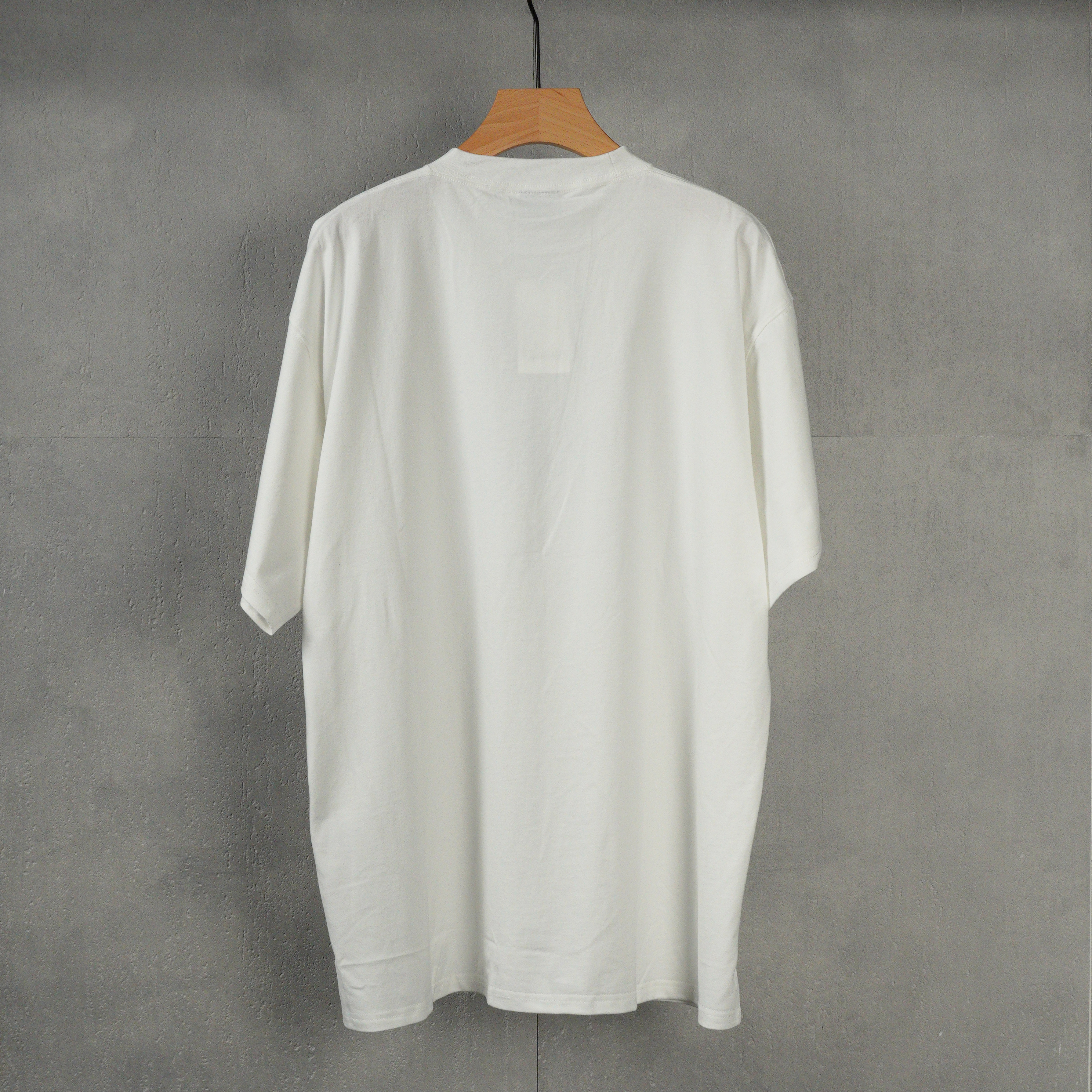 BALENCIAGA Wet Brush Oversized T-Shirt "White" (850345TUVJ89000）