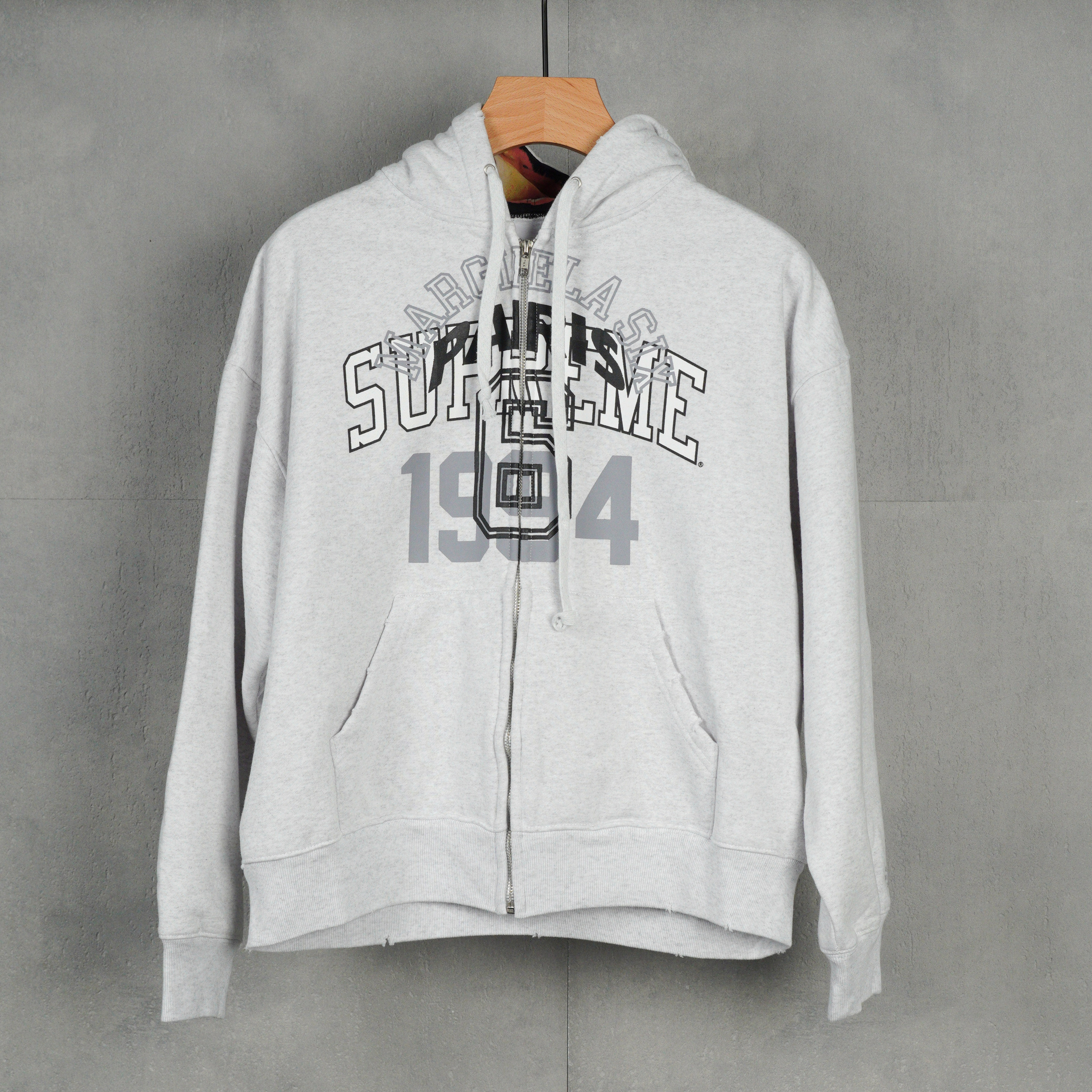 Supreme x MM6 Maison Margiela Zip Up Hooded Sweatshirt （SUP-SS24-113）