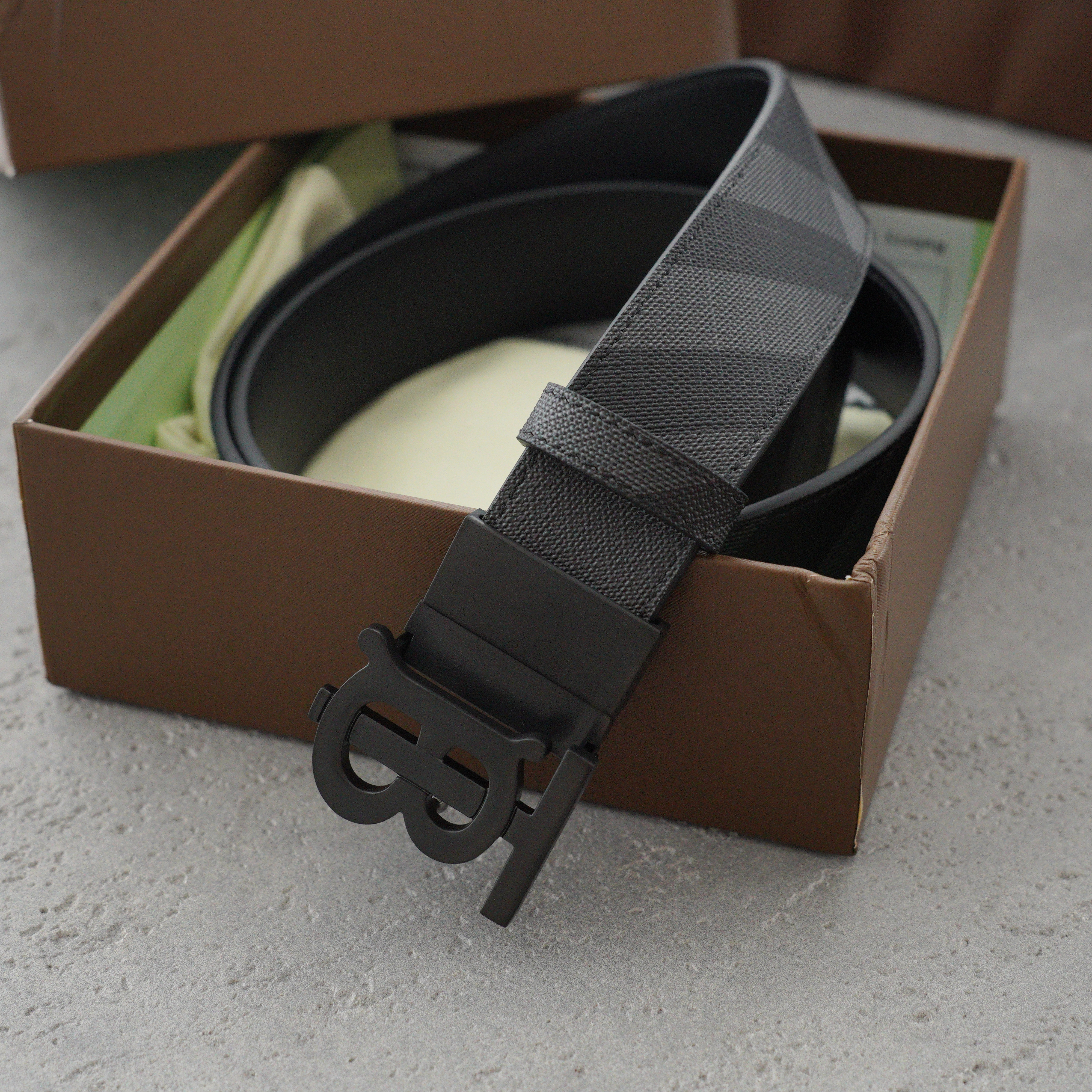 Burberry casual belt-3.5cm（8065339）