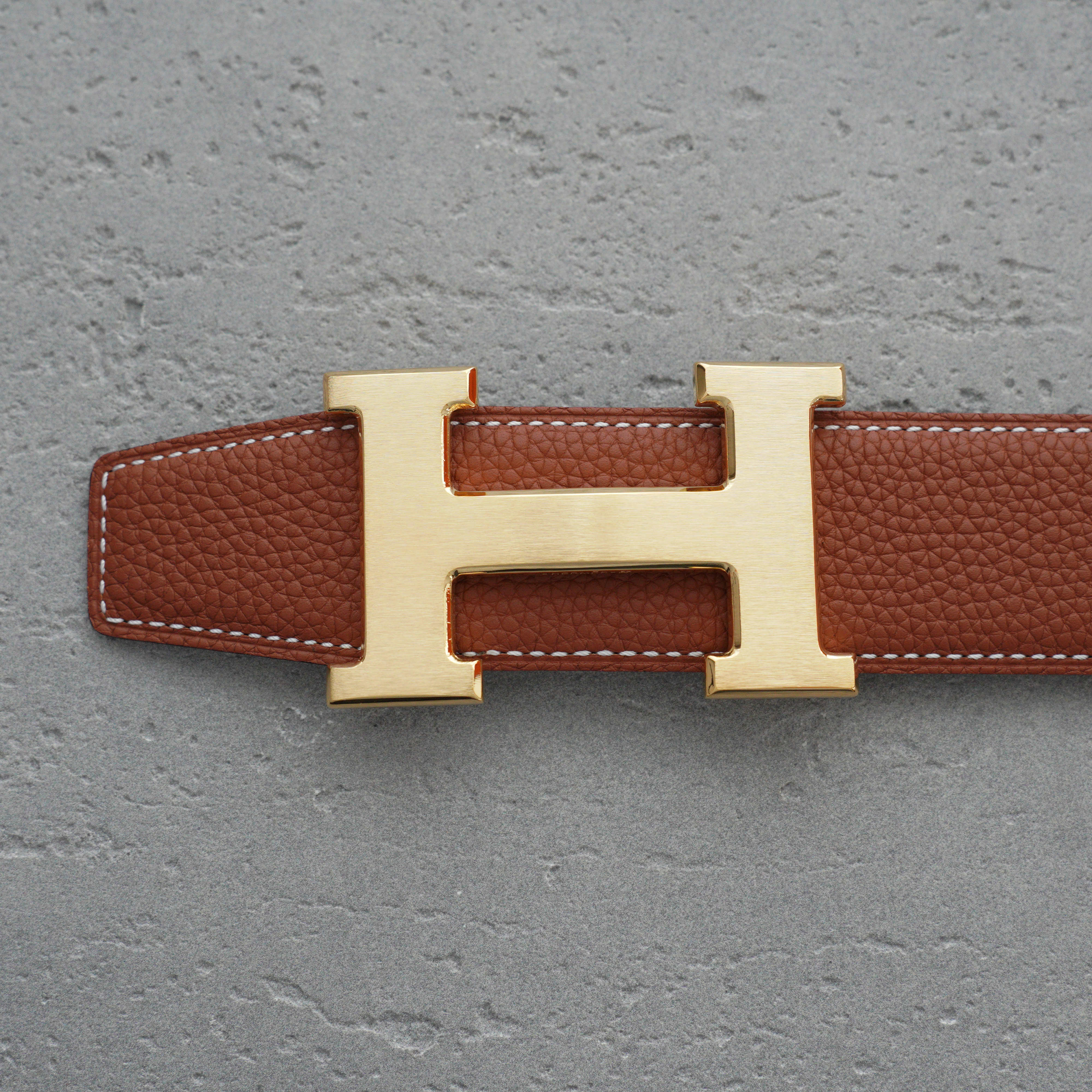 Hermès H buckle and double-sided leather strap 32 mm（H064544CC06-H073967CAAA）