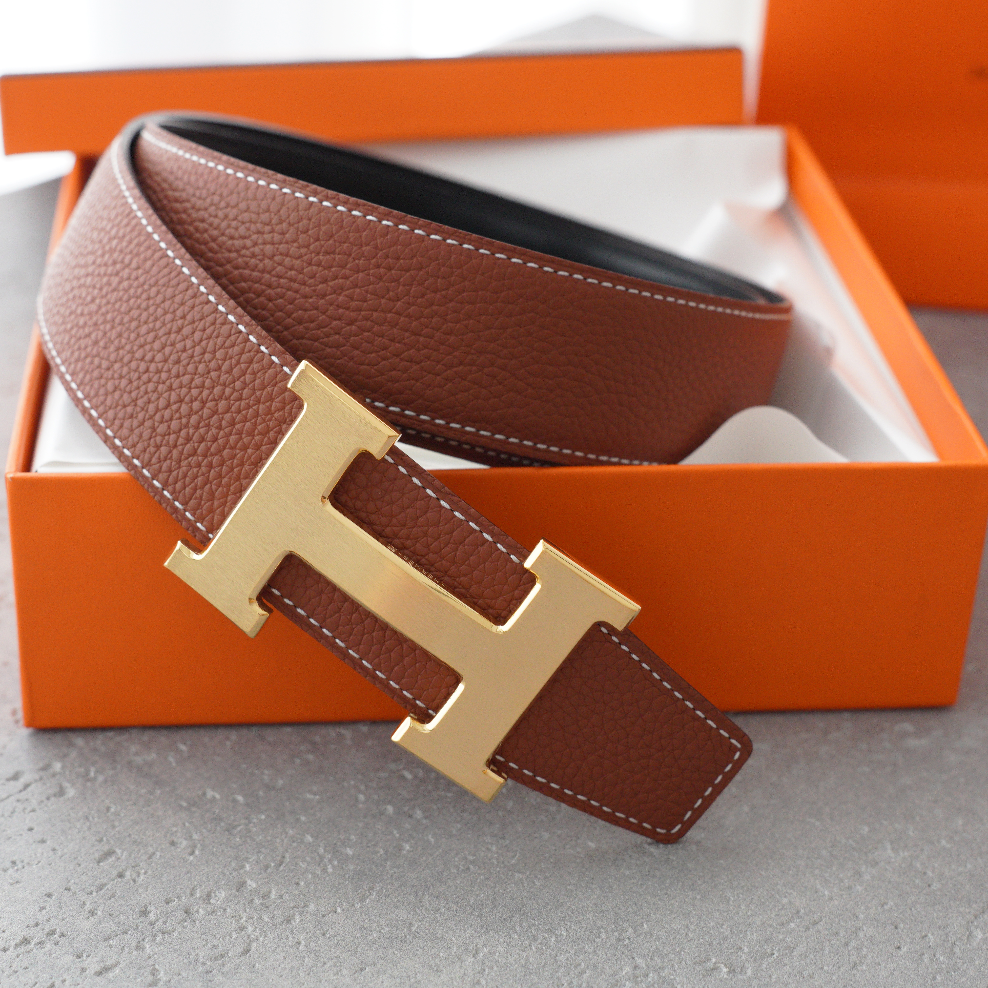 Hermès H buckle and double-sided leather strap 32 mm（H064544CC06-H073967CAAA）