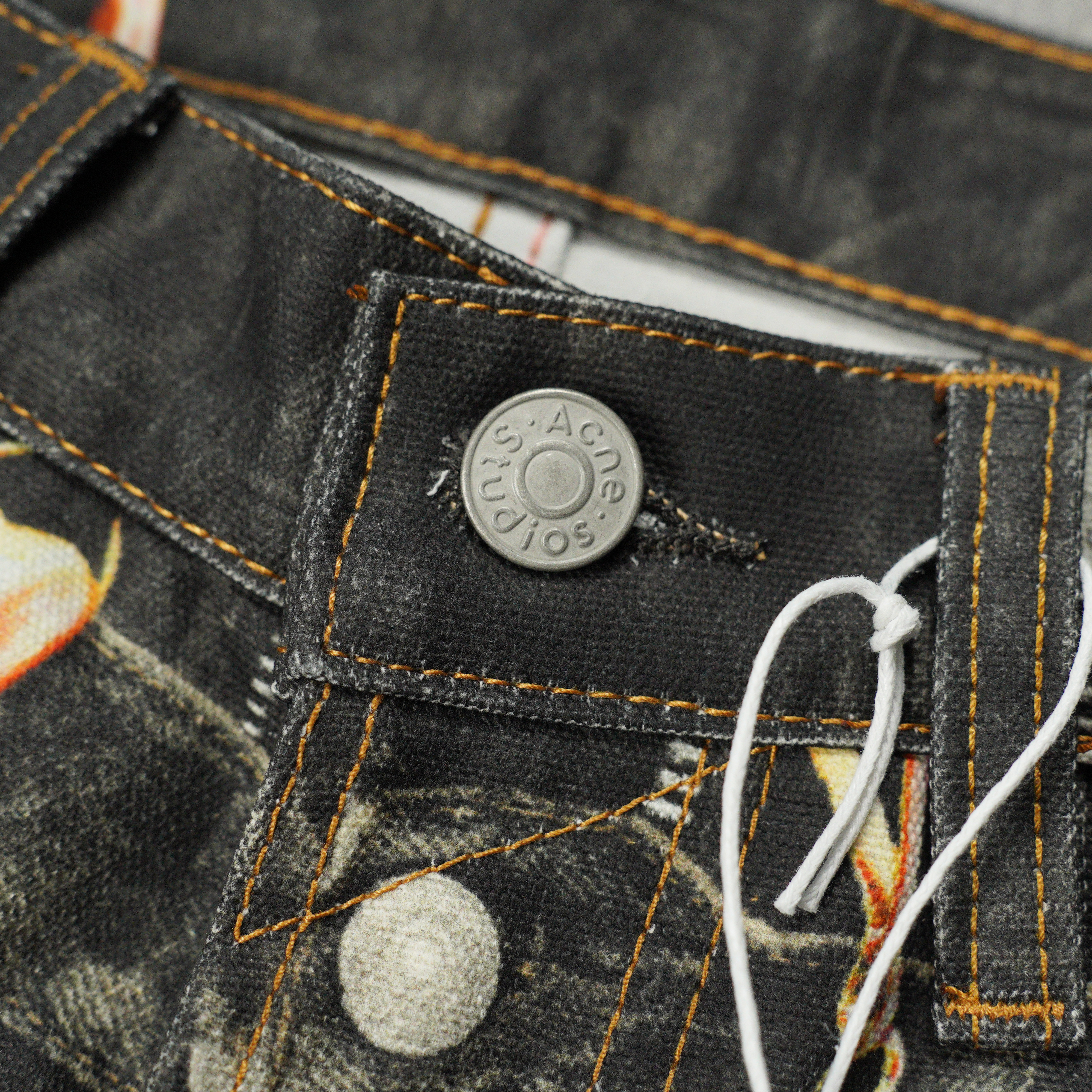 Acne Studios Oversized Jeans - Lunar New Year Limited Edition (C00126-AOM）