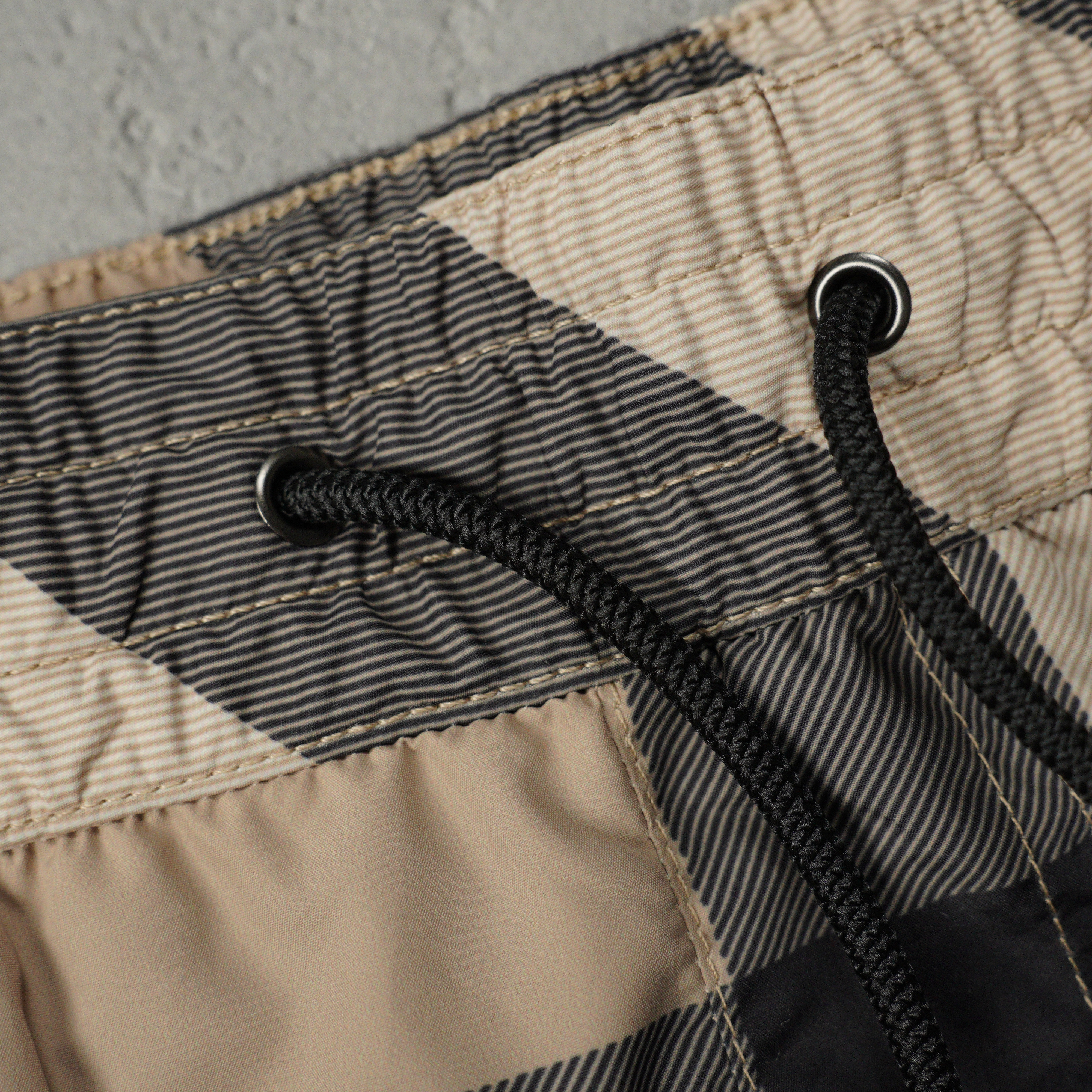 Burberry Men's Check Swim Shorts "Archive Beige （80172941）