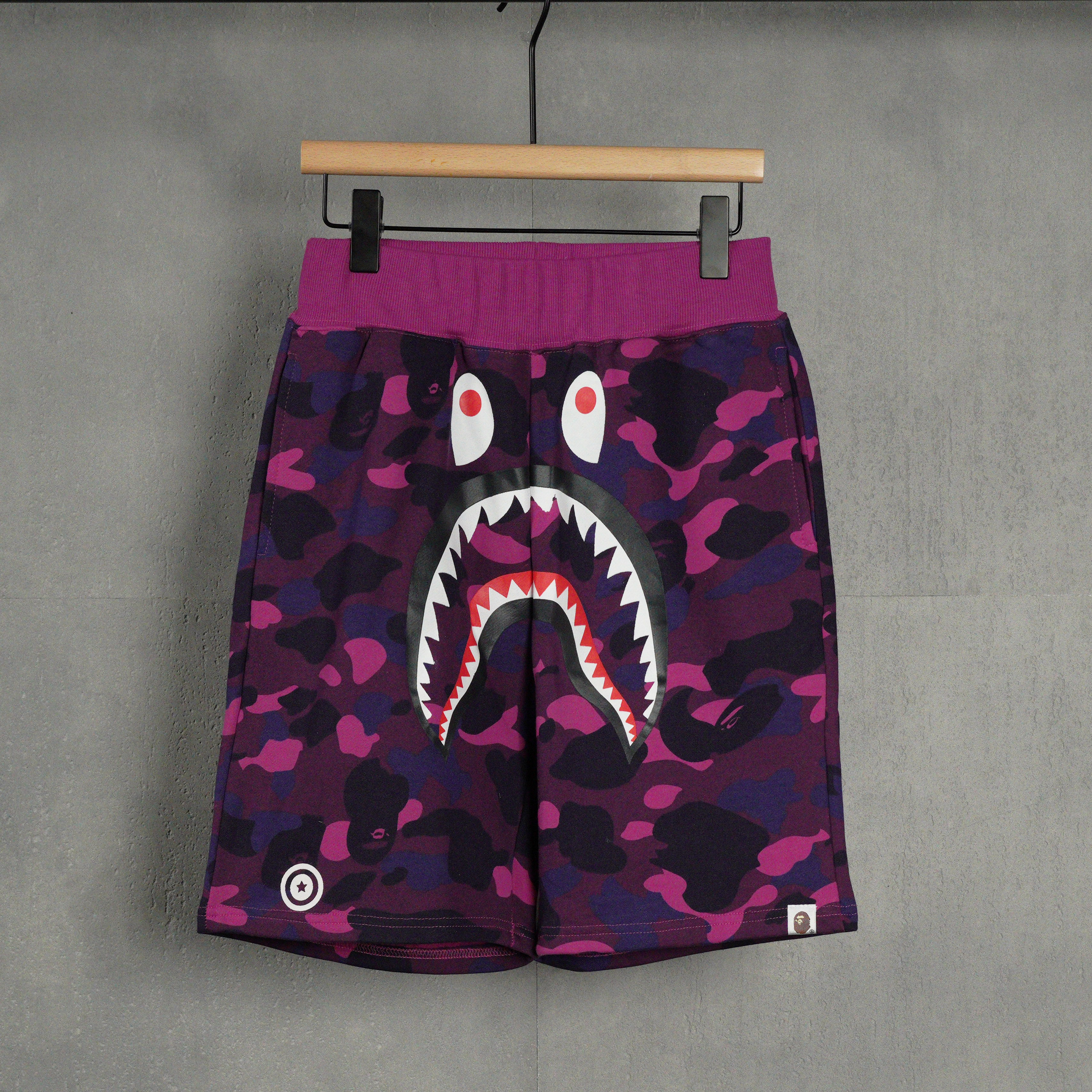 BAPE Space Camo Shark Sweat Shorts (SS21) White（1F30-153-006）