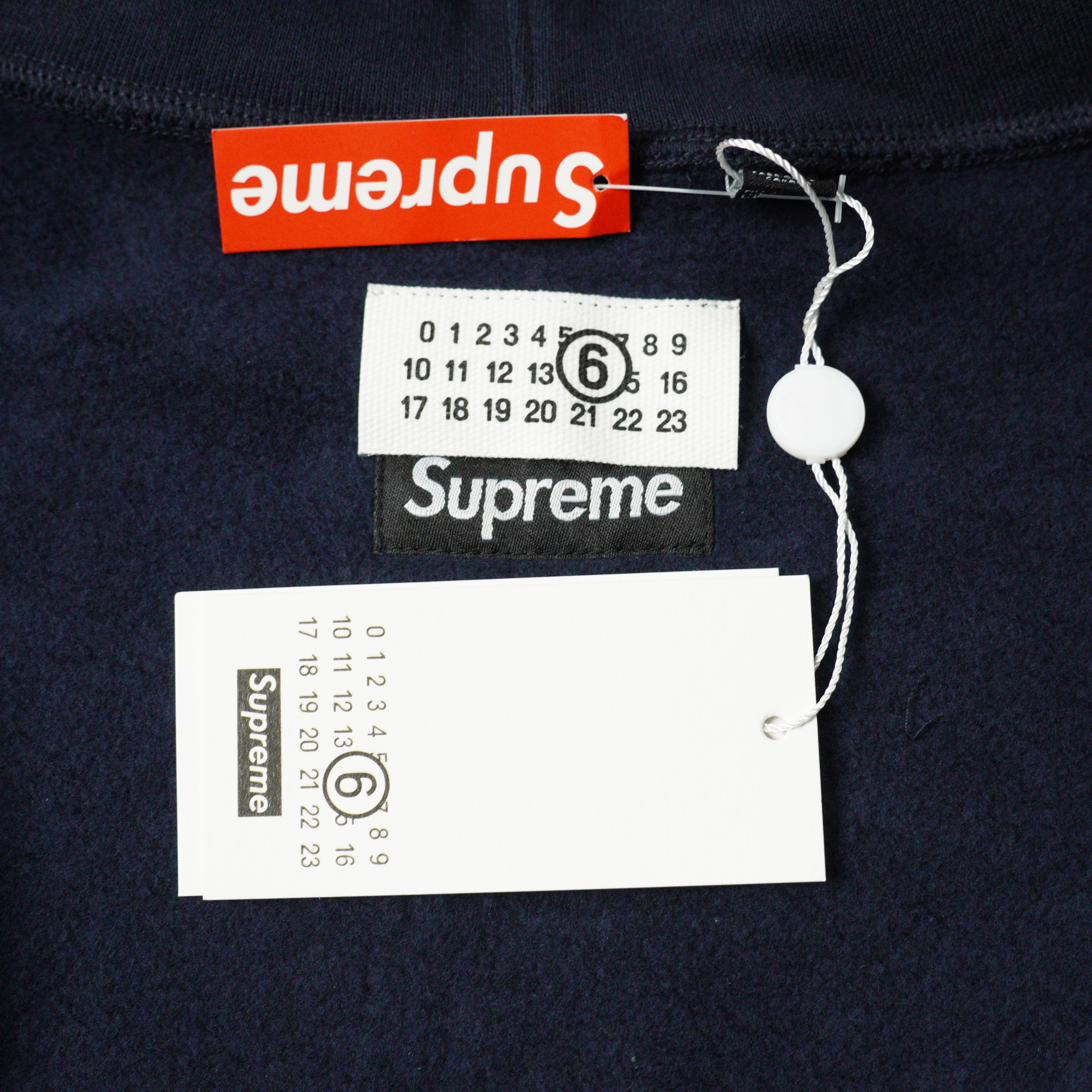 Supreme x MM6 Maison Margiela Box Logo Zip Up Hooded Sweatshirt（SUP-SS26-005）