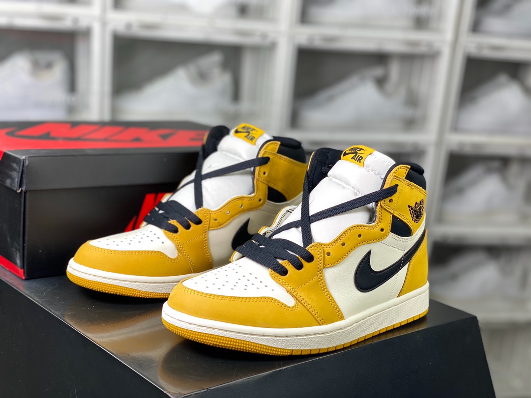 Nike Air Jordan 1 \