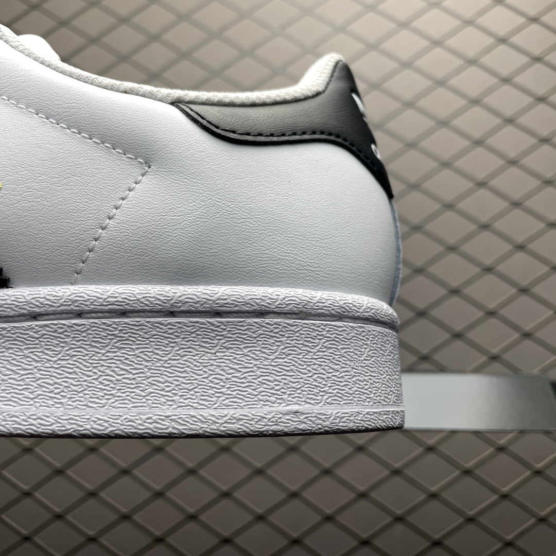 adidas WMNS Superstar "White Black"( EG4958)