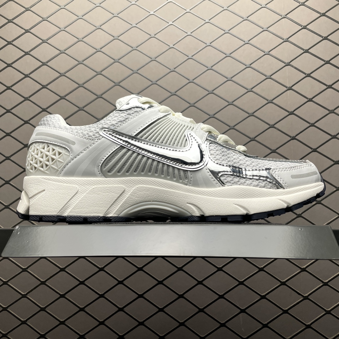 Nike Zoom Vomero 5 Photon Dust Metallic Silver(FD0884-025)