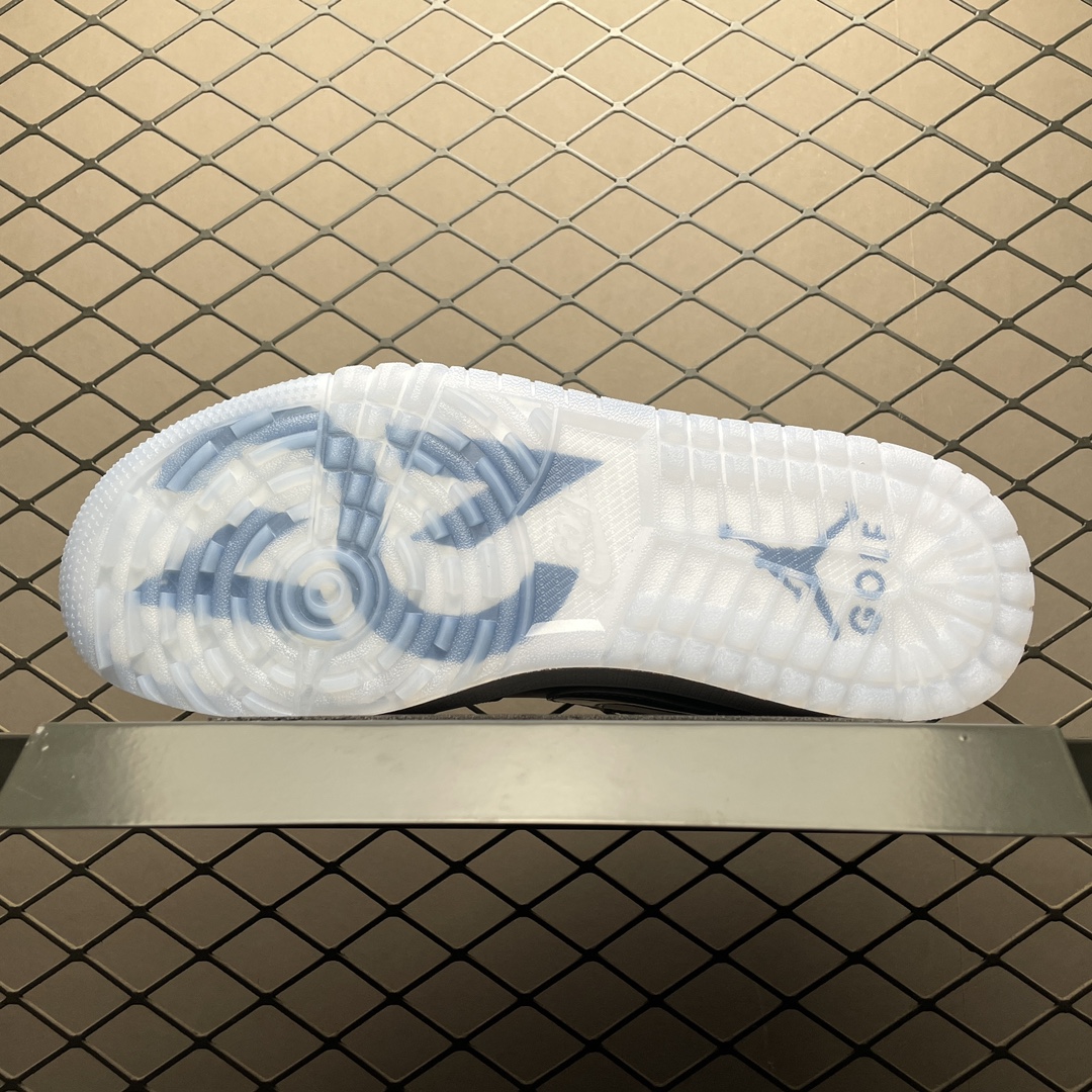 エアジョーダン1 / Nike Air Jordan 1 Low Golf "Gift Giving"( FD6848-001)