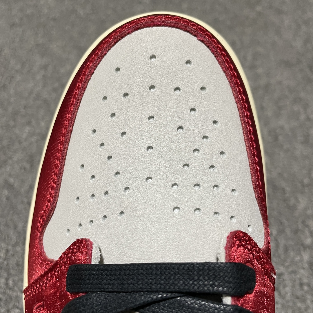Trophy Room × Nike Air Jordan 1 Low OG "Sail and Varsity Red" (FN0432-100)
