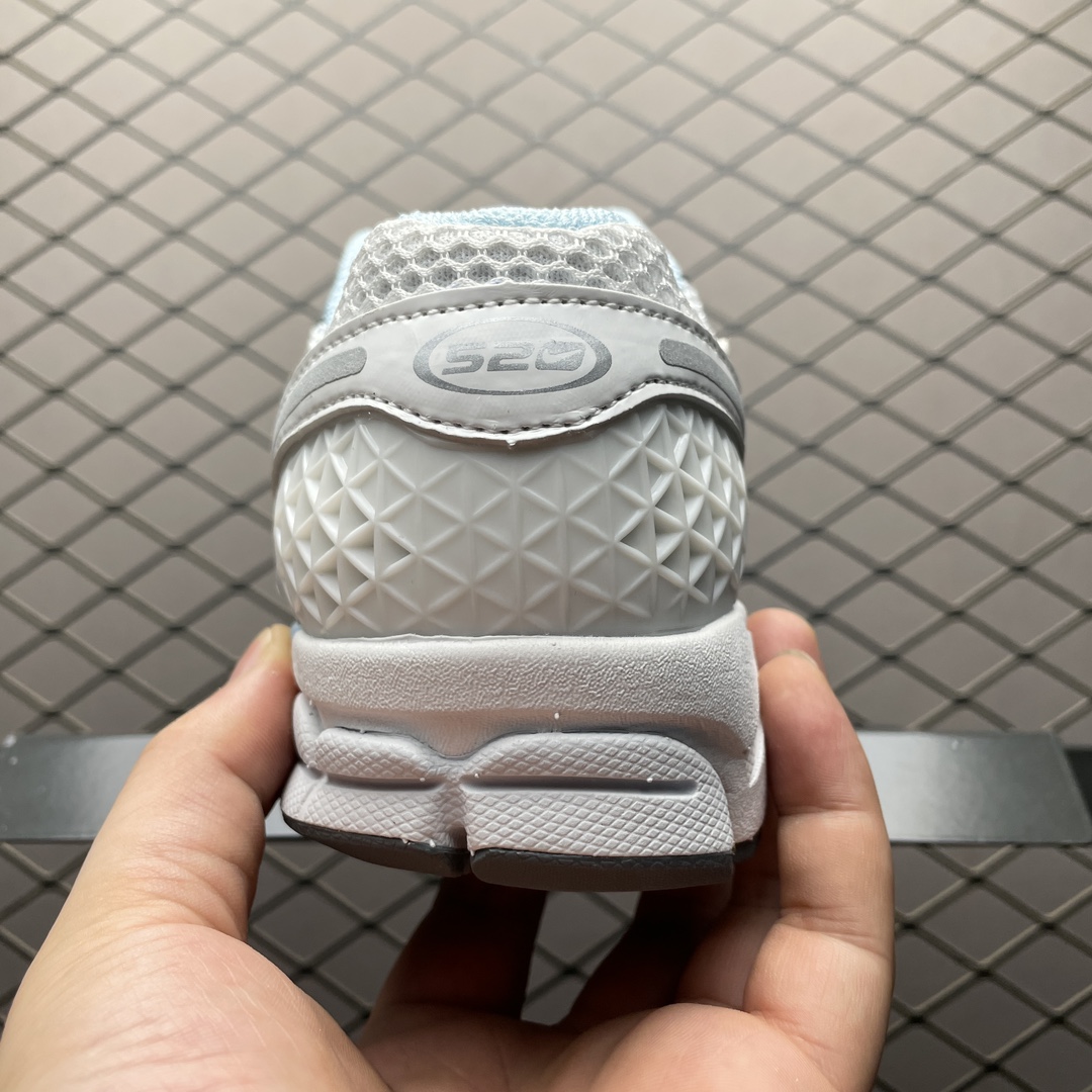 Nike Zoom Vomero 5 "520"(FN3432-001)