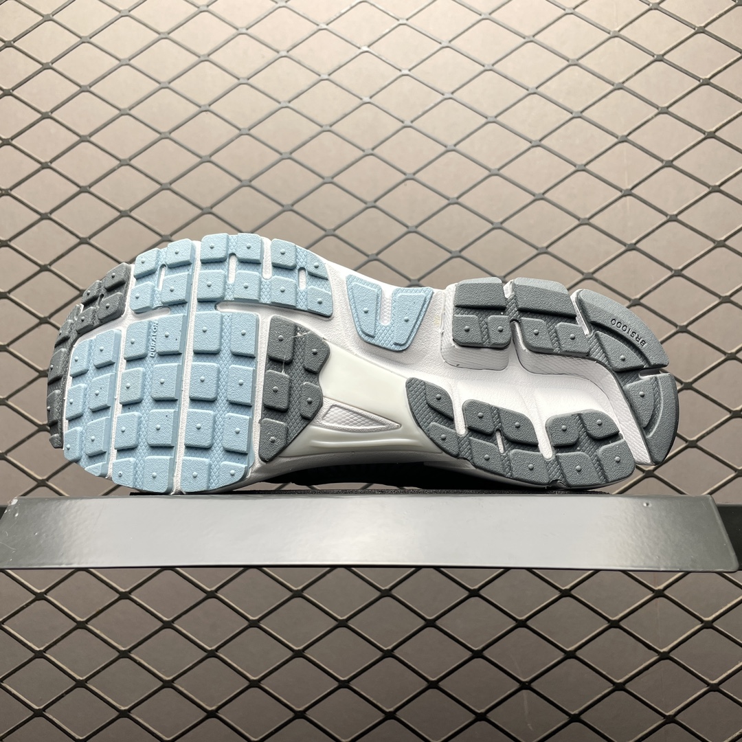 Nike Zoom Vomero 5 "520"(FN3432-001)