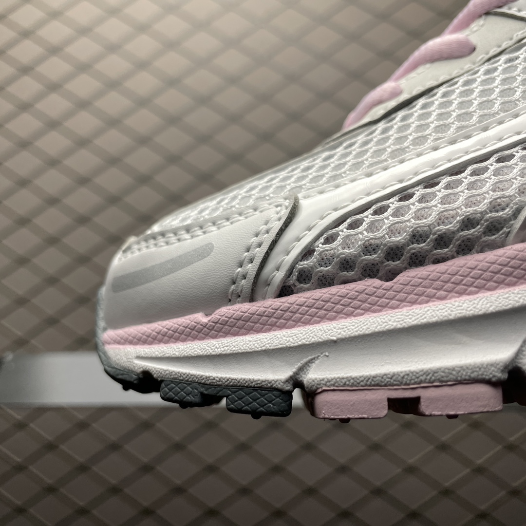 Nike WMNS Zoom Vomero 5 "520"(FN3695-001)