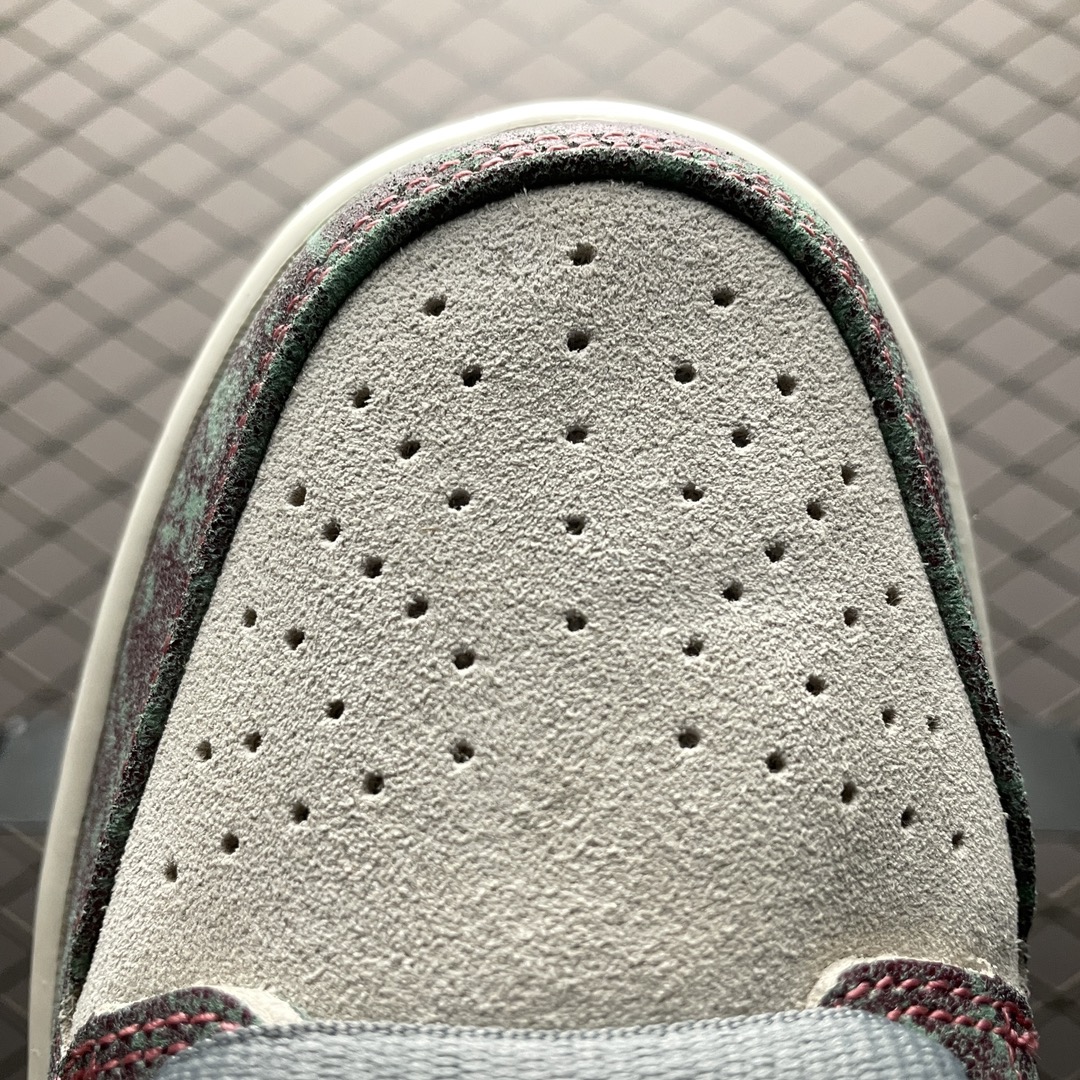 Crenshaw Skate Club × Nike SB Dunk Low PRO QS "Sail/Light Blue-Cedar"(FN4193-100)